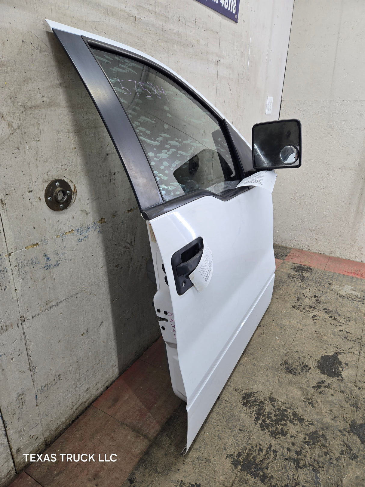 2004-2008 Ford F150 RH Passenger Front CREW Cab Door