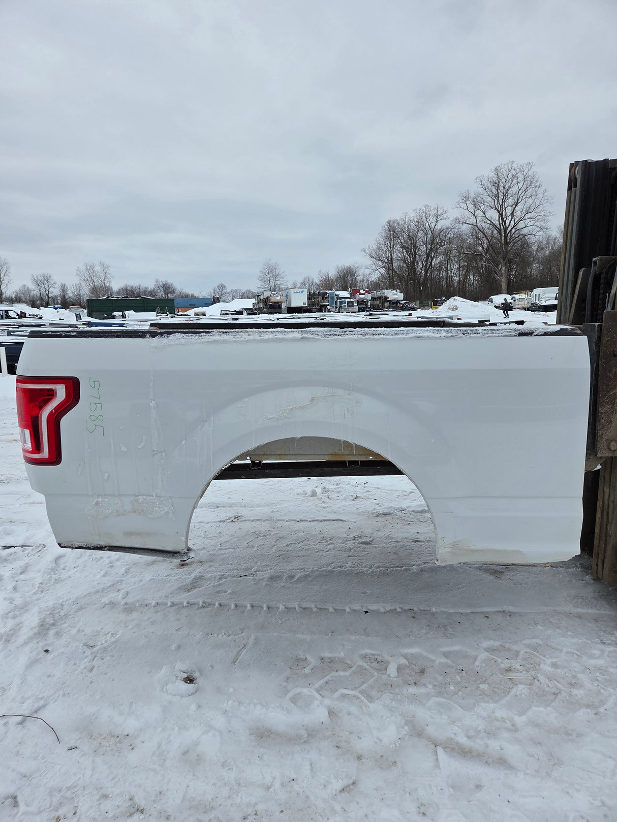 2015-2020 Ford F150 6' 6" Short Bed Without Wheel Lip Molding