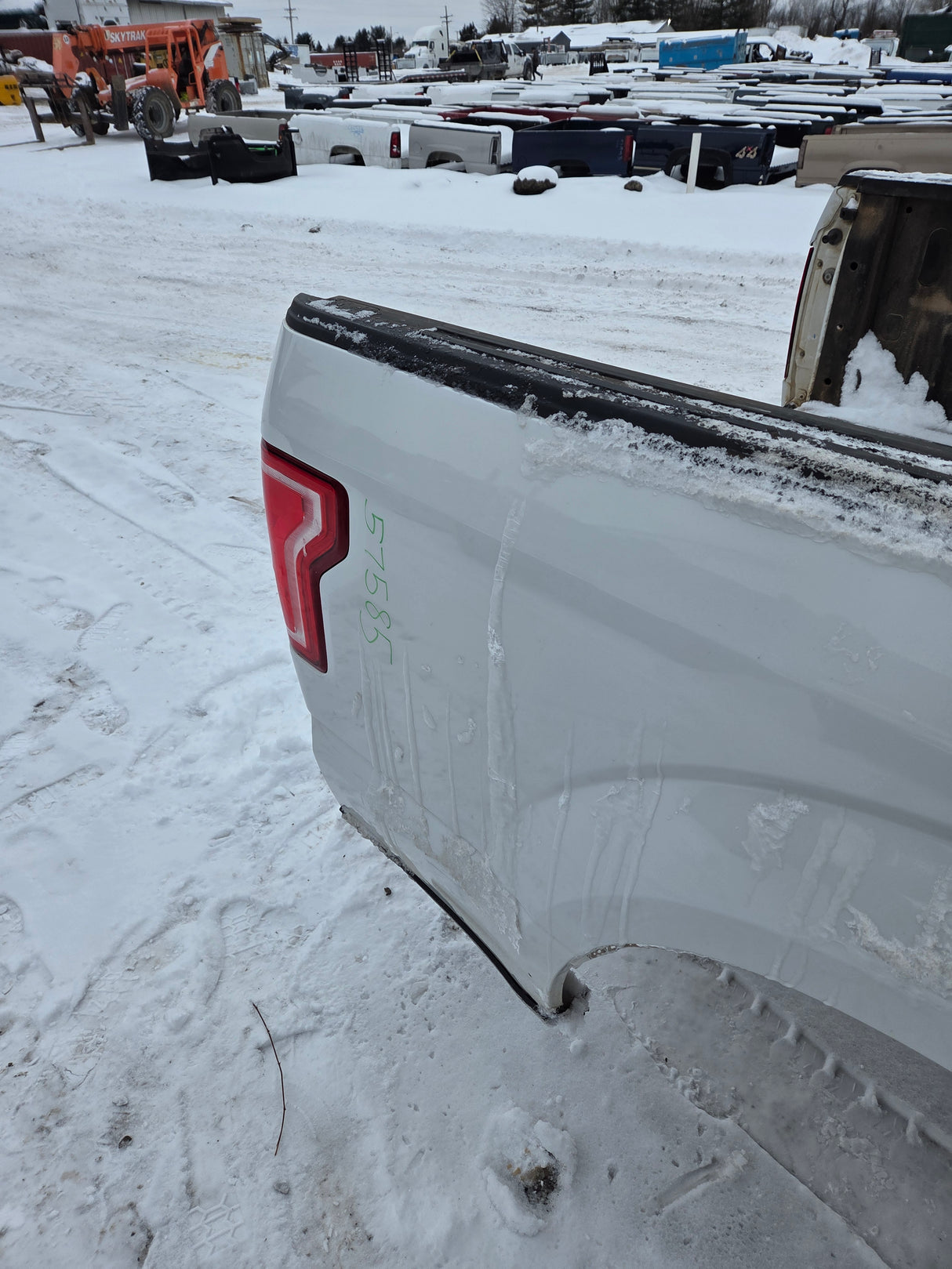 2015-2020 Ford F150 6' 6" Short Bed Without Wheel Lip Molding