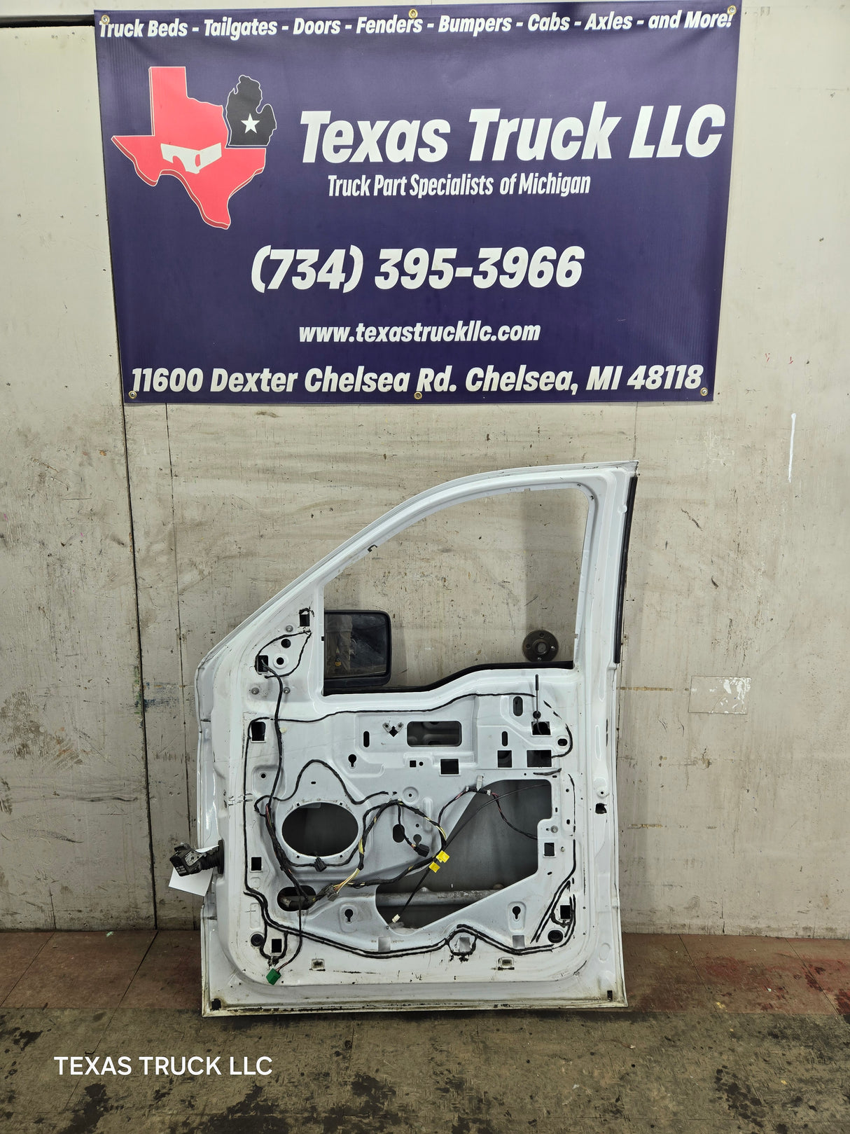 2004-2008 Ford F150 RH Passenger Front CREW Cab Door