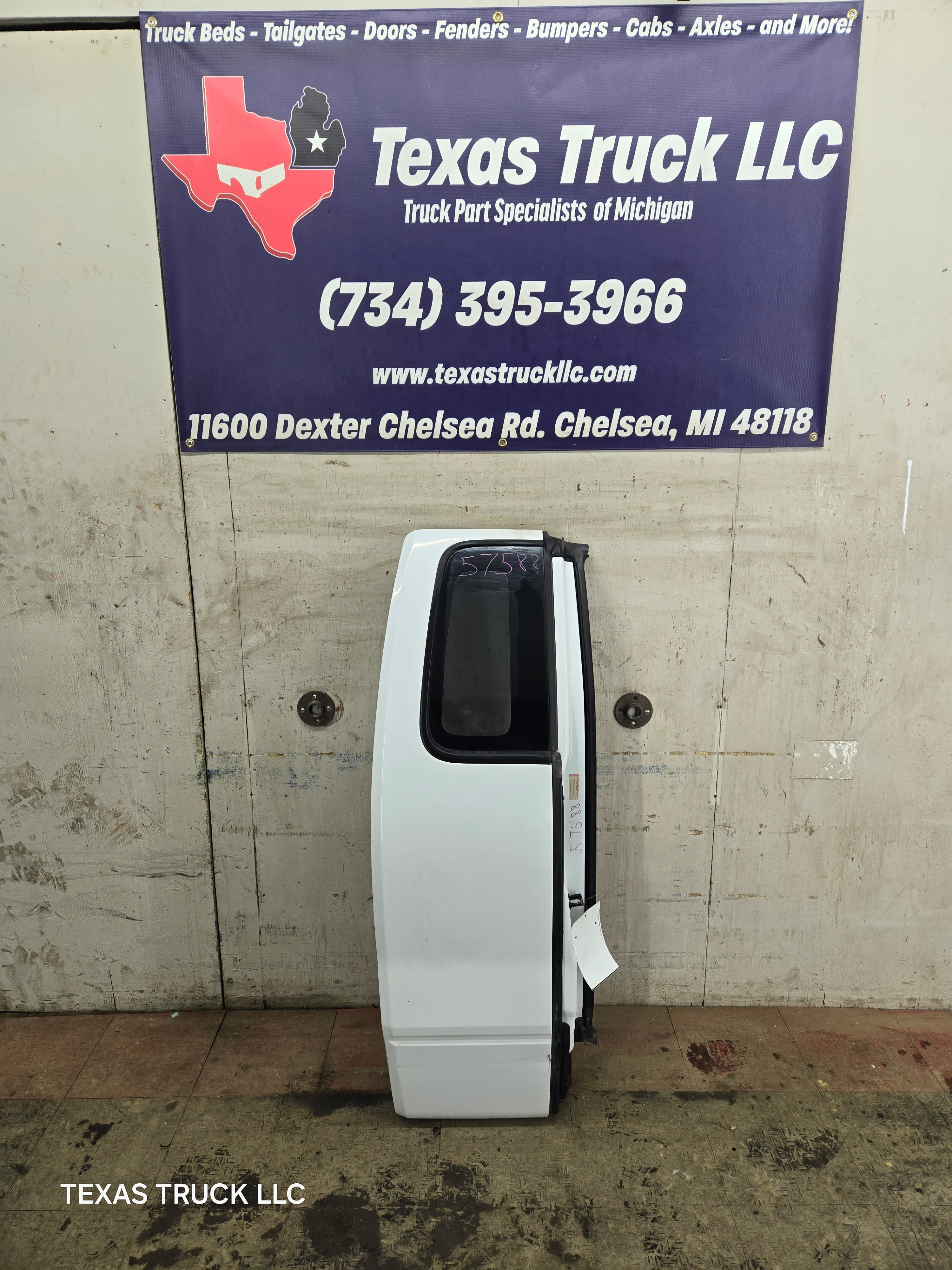 2004-2008 Ford F150 Driver Rear Extended Cab Door Red - Texas