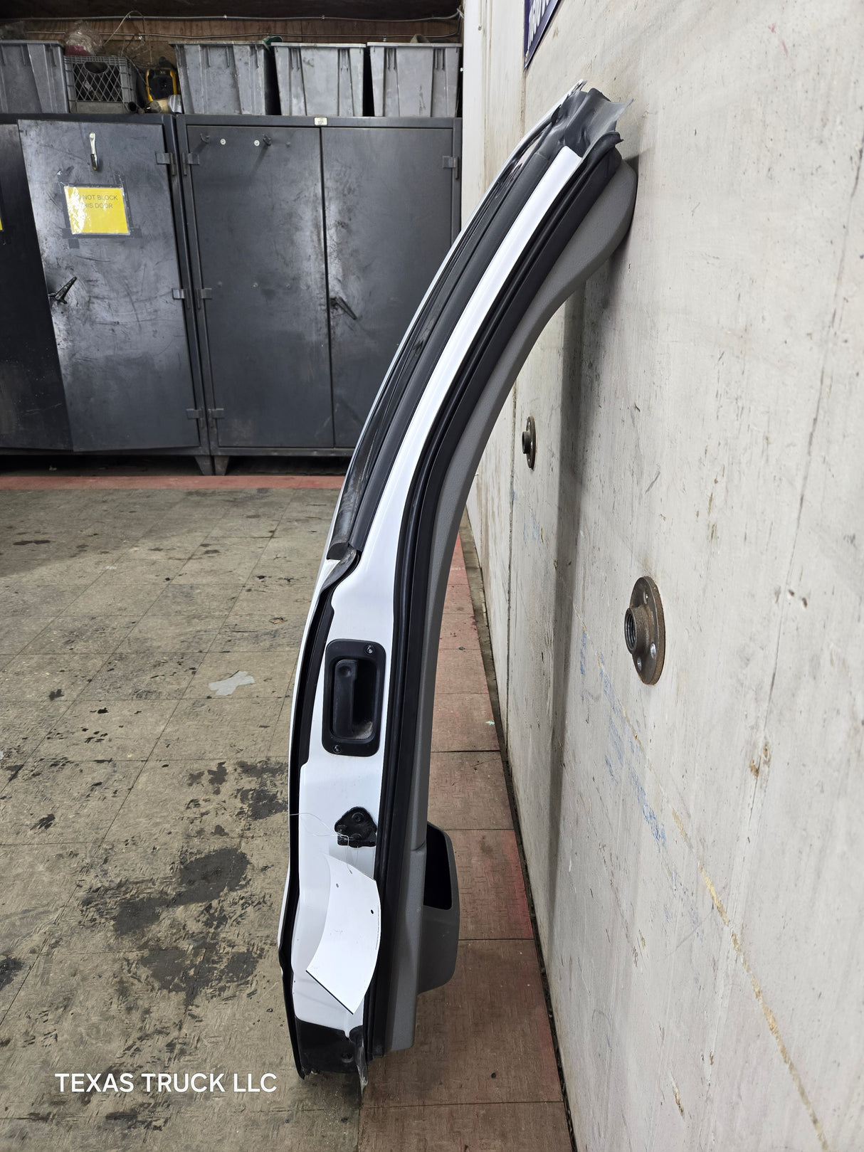 2004-2008 Ford F150 RH Right Rear Suicide "plus" Cab Door