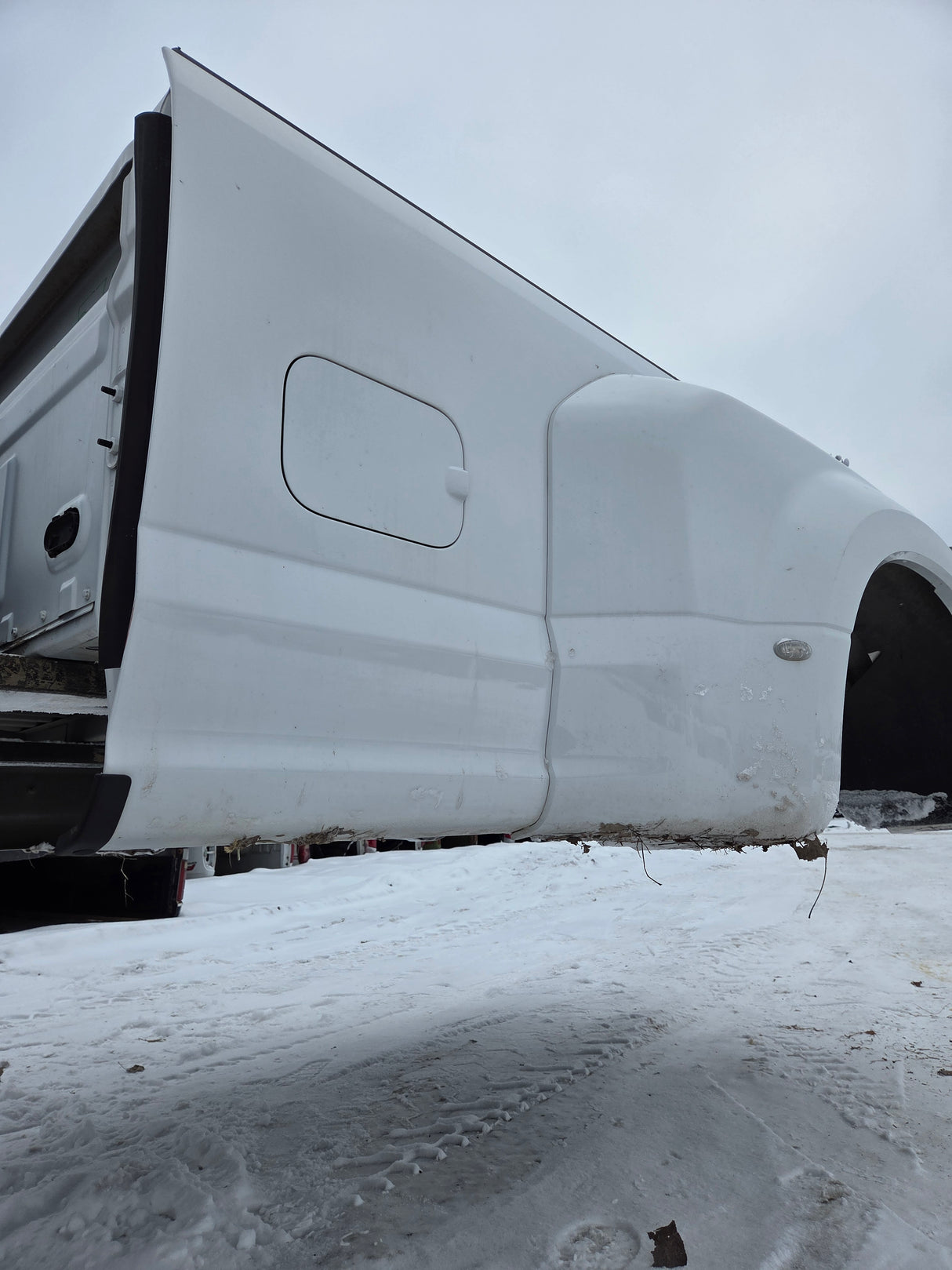 2017-2022 Ford Super Duty F350 F450 F550 8' Dually Bed - Oxford White