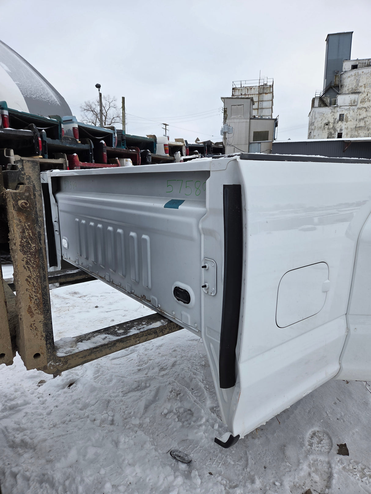2017-2022 Ford Super Duty F350 F450 F550 8' Dually Bed - Oxford White