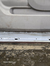 2007-2013 Chevrolet Silverado / GMC Sierra 1500 2500 3500 HD RH Front Passenger Side Door