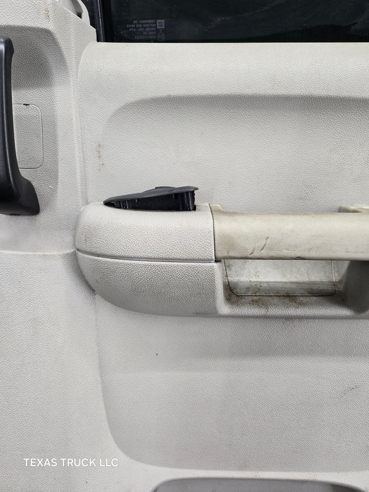 2007-2013 Chevrolet Silverado / GMC Sierra 1500 2500 3500 HD Passenger side Extended Cab RH Rear Door