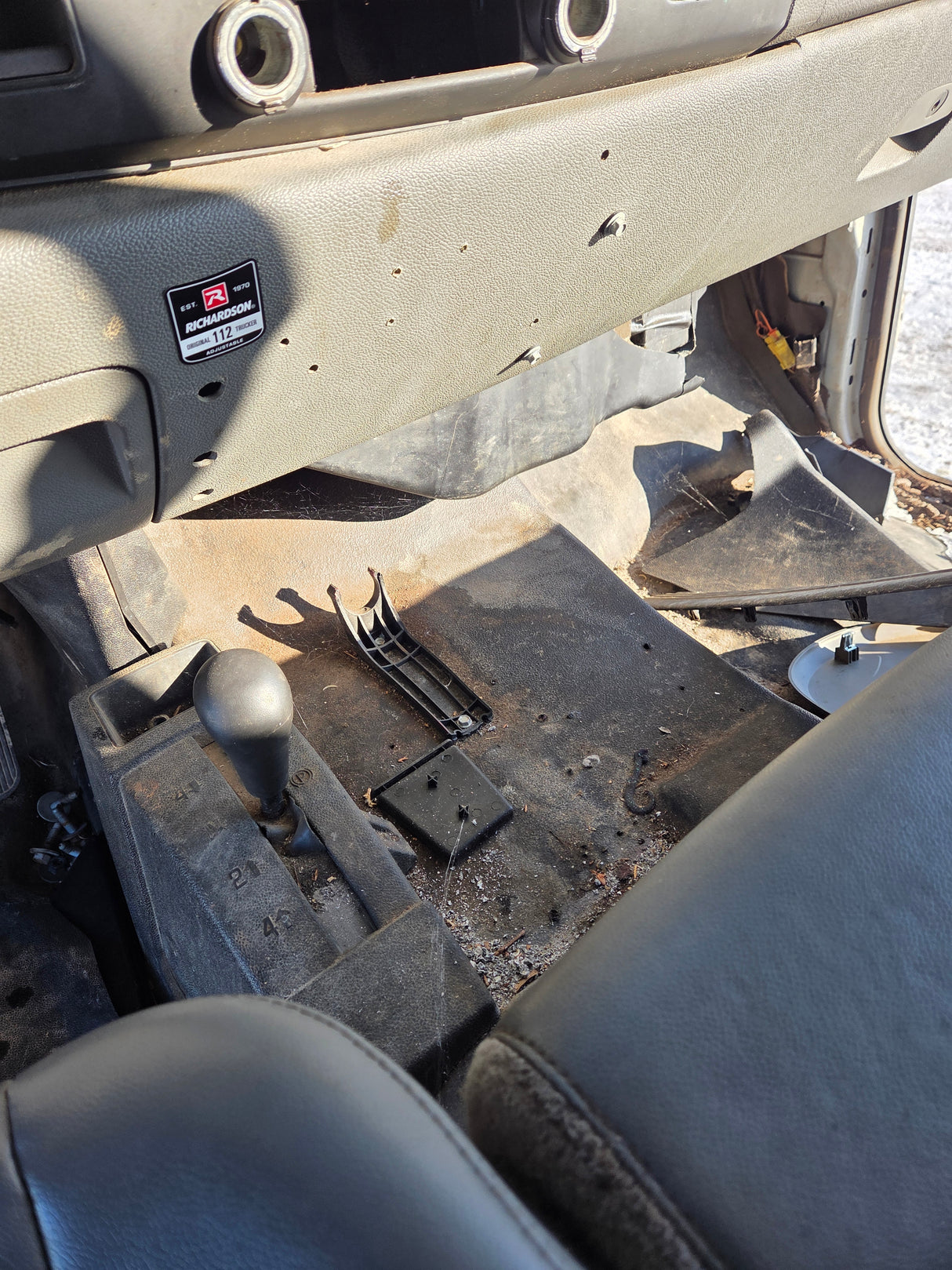 2007-2013 Chevrolet Silverado / GMC Sierra 1500 2500 3500 HD Extended Cab