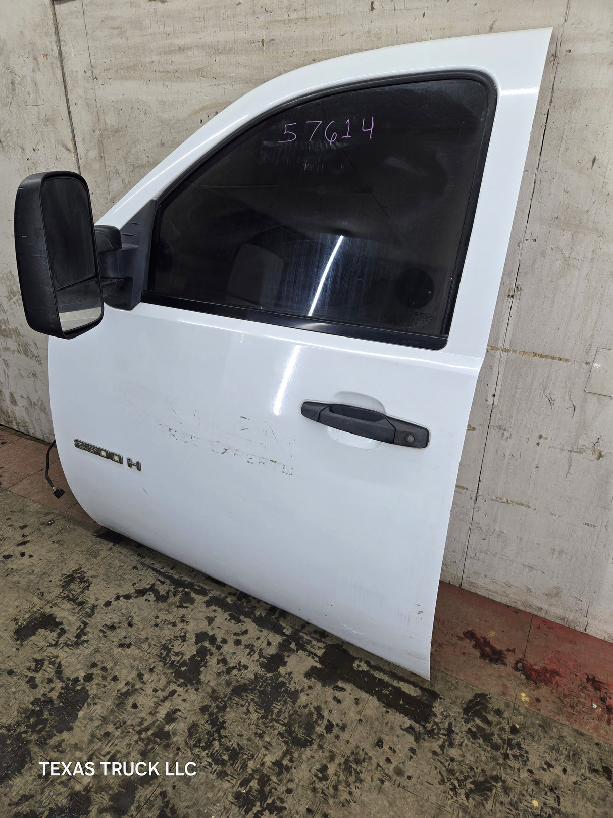 2007-2013 Chevrolet Silverado / GMC Sierra 1500 2500 3500 HD LH Front Driver Side Door