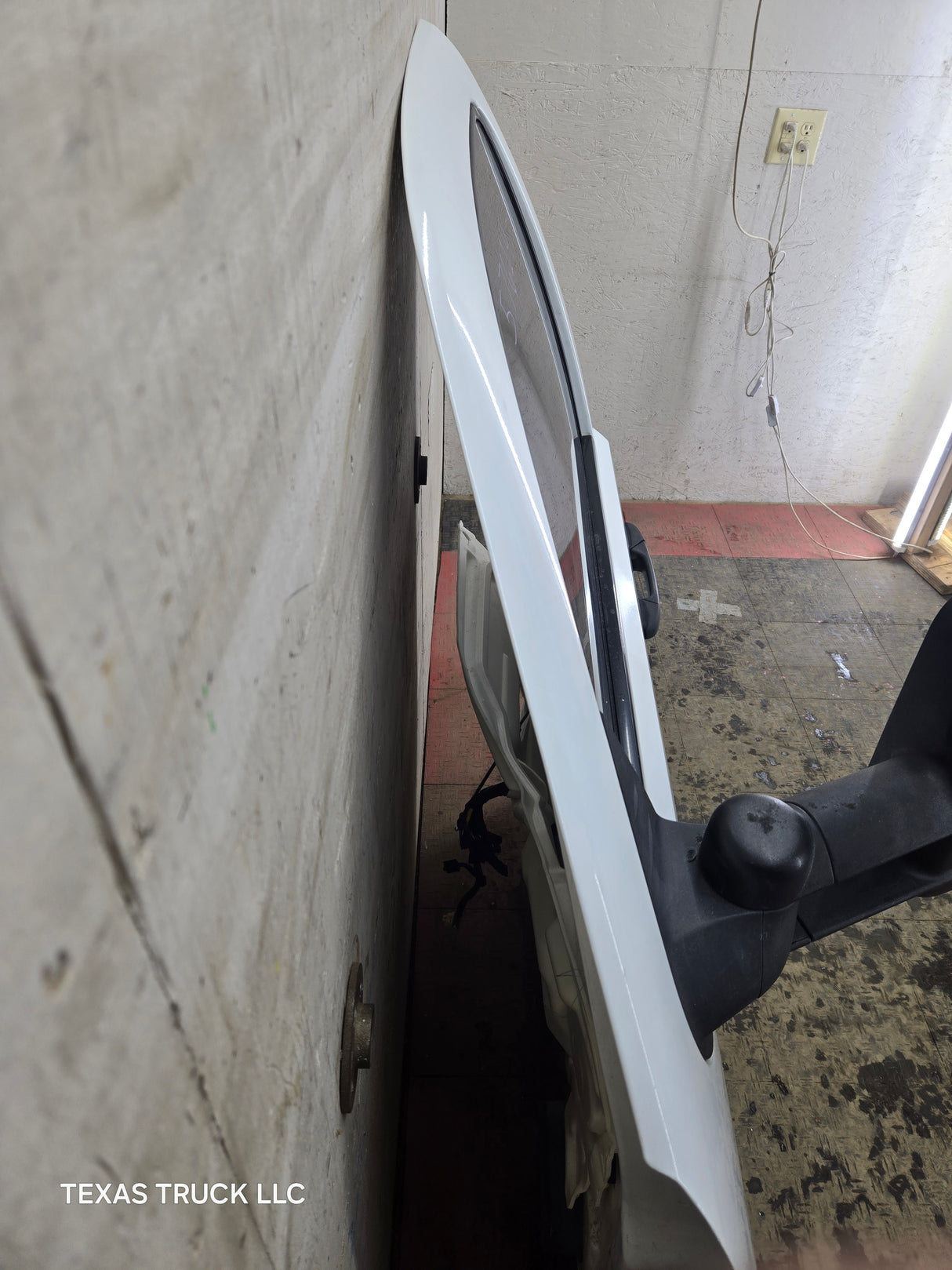 2007-2013 Chevrolet Silverado / GMC Sierra 1500 2500 3500 HD LH Front Driver Side Door