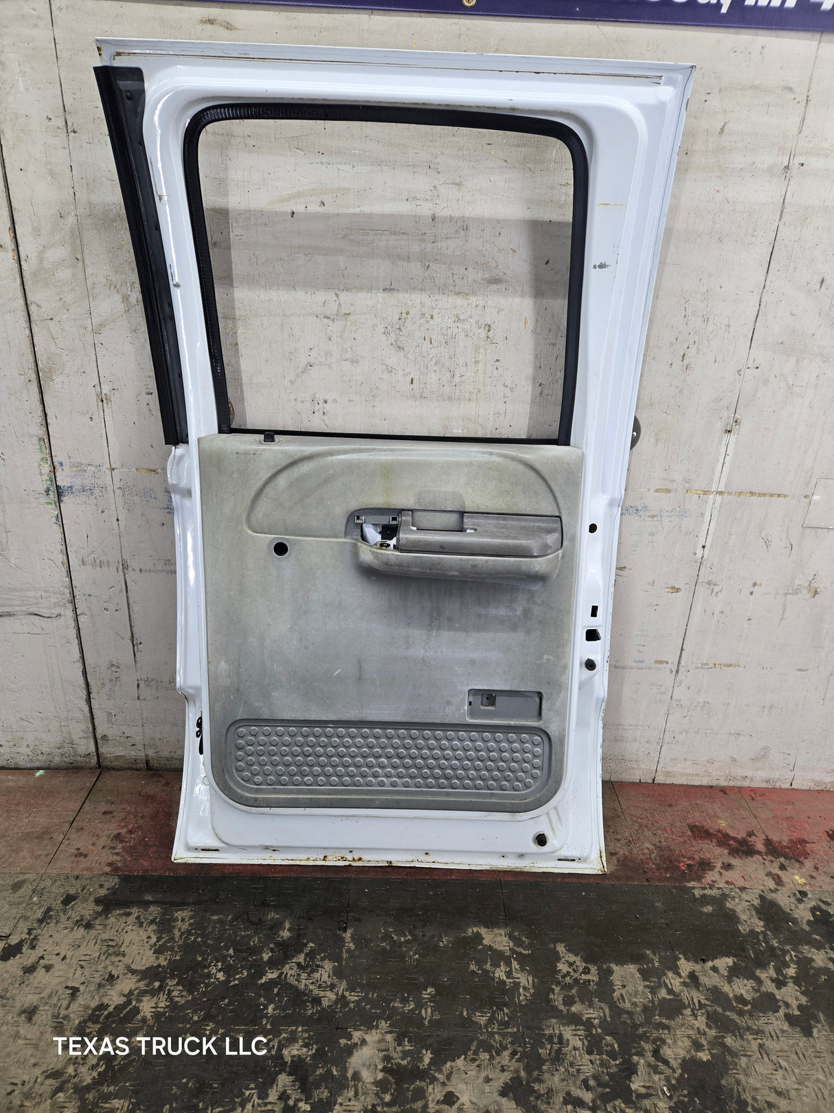 1999-2011 Ford Super Duty RH Passenger Side Rear Crew Cab Door F250 F350 F450 F550