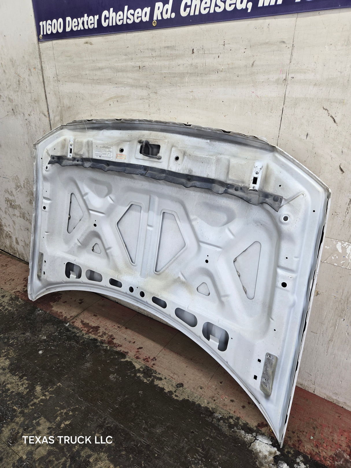 2004-2008 Ford F150 Hood