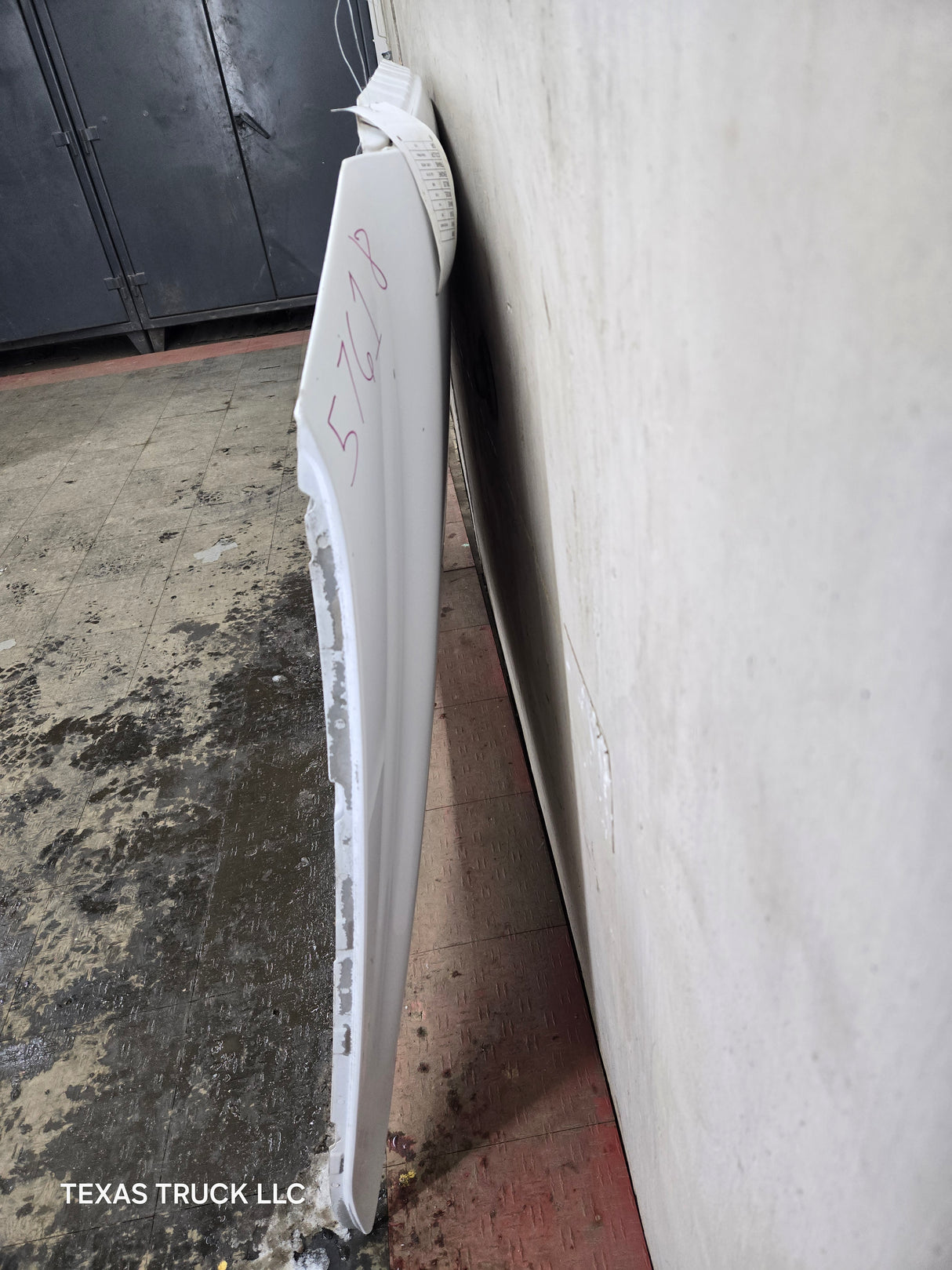 2004-2008 Ford F150 Hood