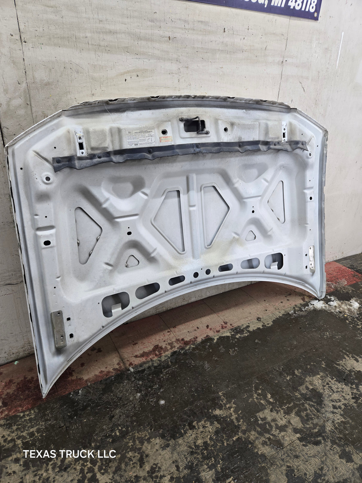 2004-2008 Ford F150 Hood