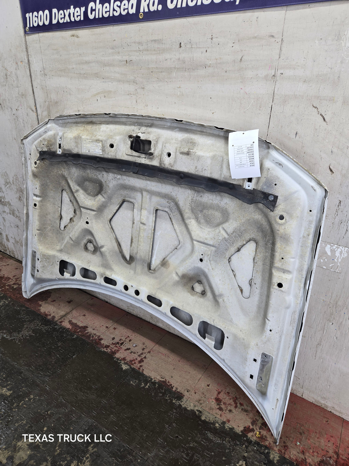 2004-2008 Ford F150 Hood