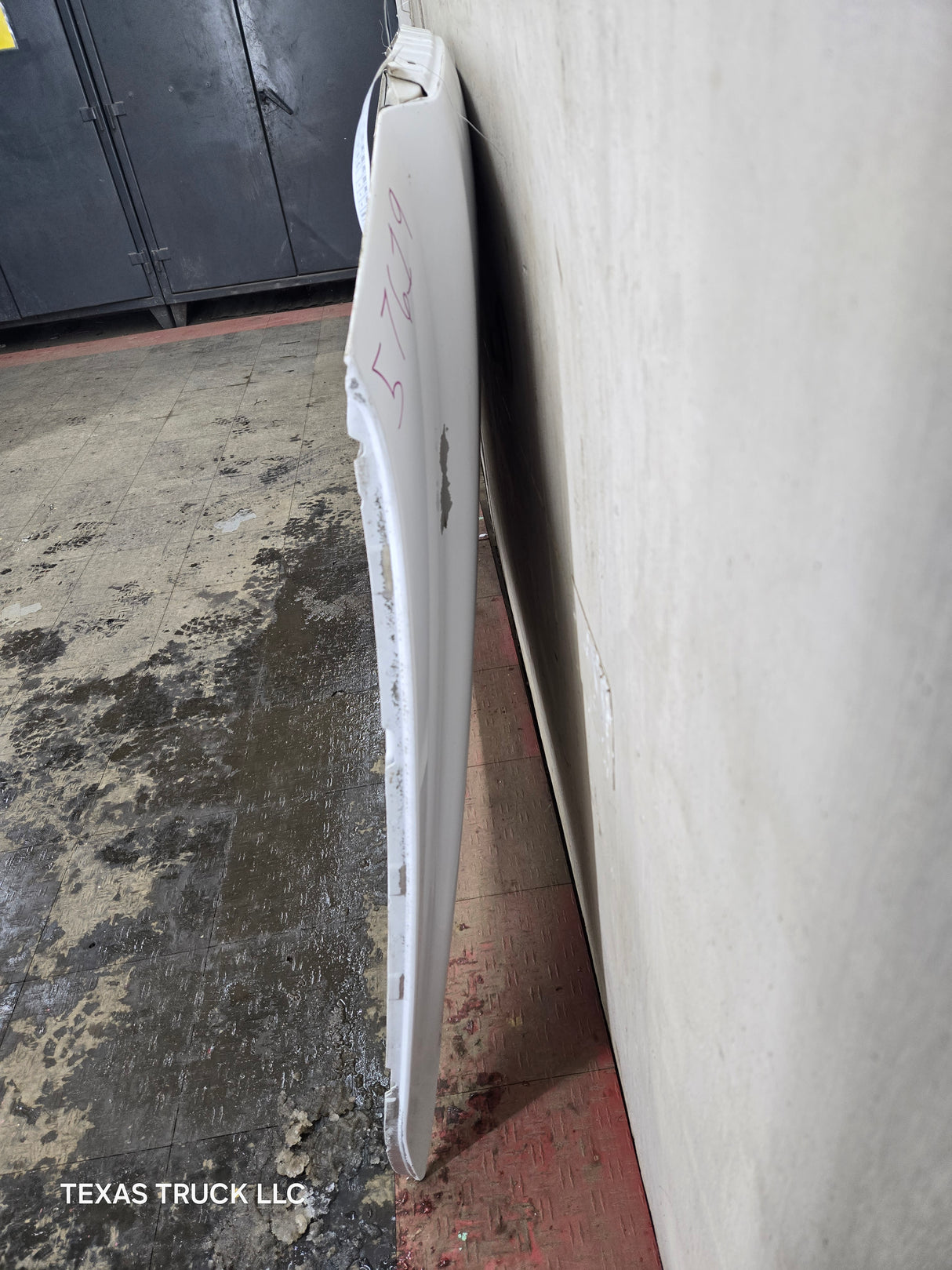 2004-2008 Ford F150 Hood