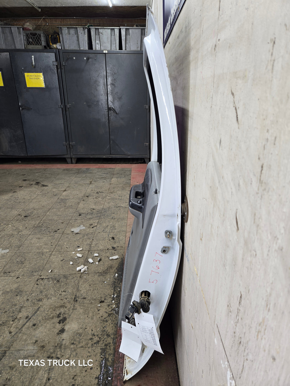 1999-2011 Ford Super Duty LH Driver Side Rear Crew Cab Door F250 F350 F450 F550