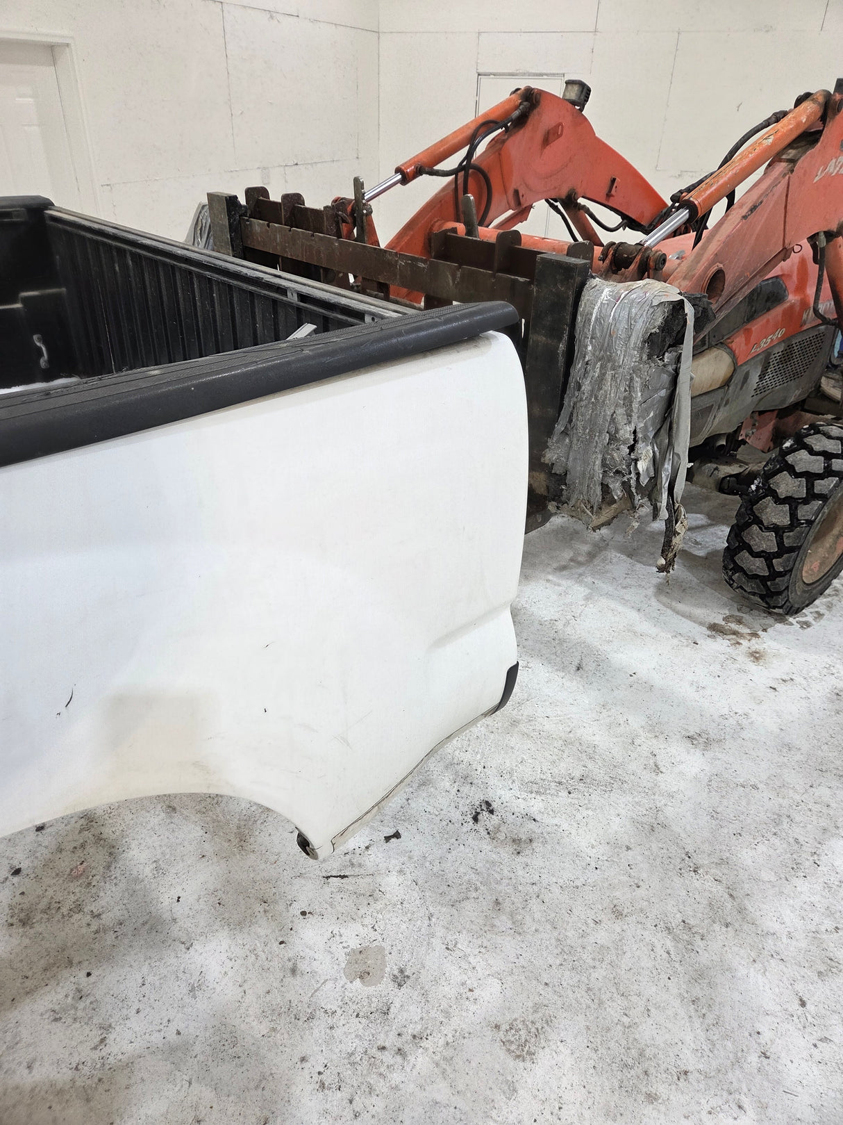 2005-2015 Toyota Tacoma 6' Long Truck Bed