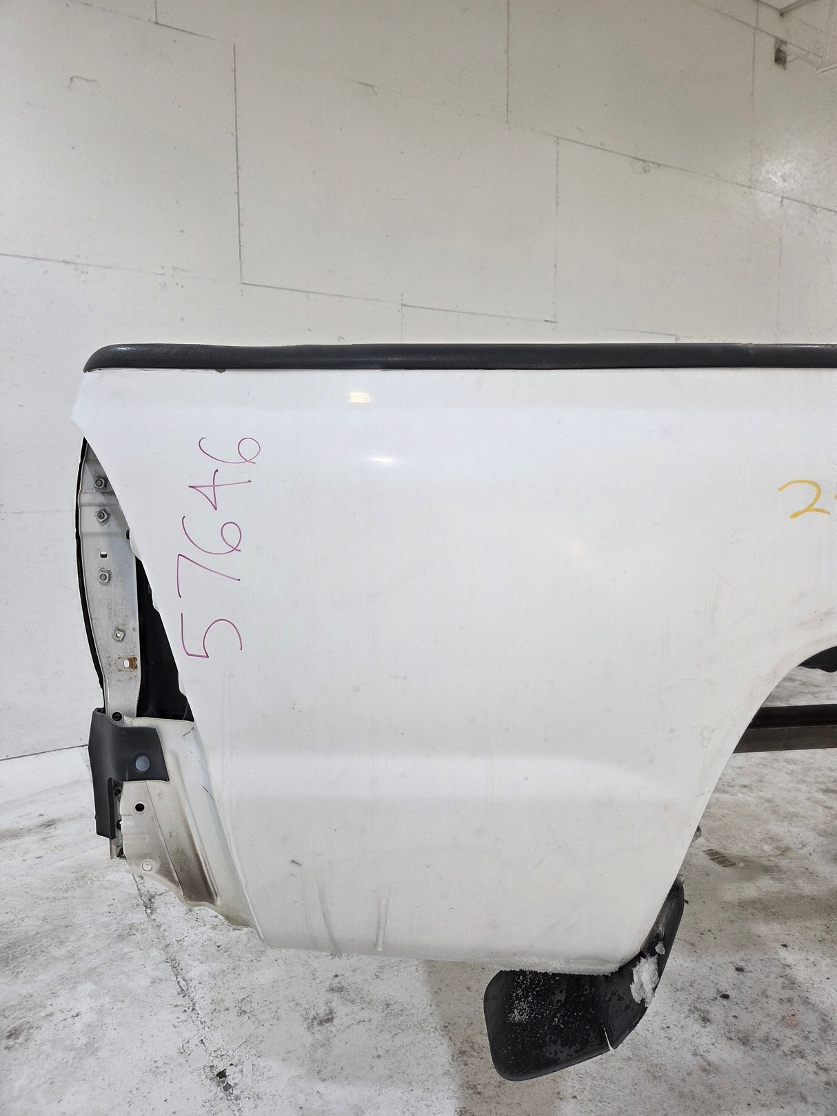 2005-2015 Toyota Tacoma 6' Long Truck Bed