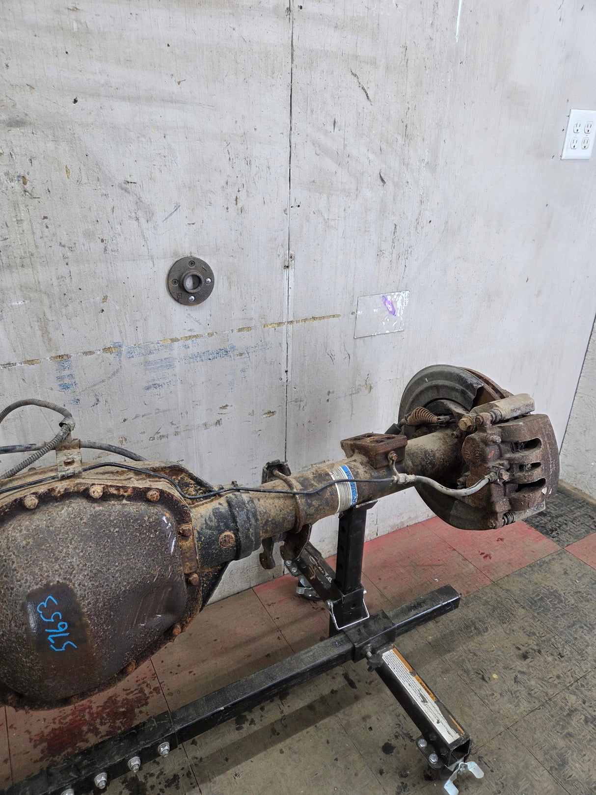 2005-2007 Ford Super Duty F250 F350 SRW Rear Axle 3.73 Gear Ratio 250k Miles