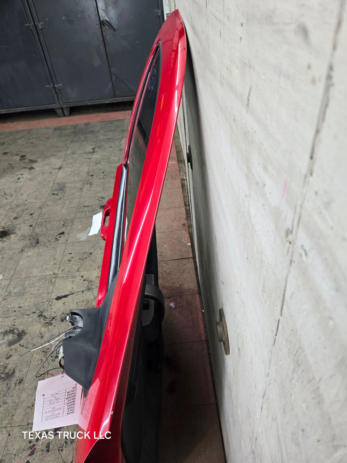 2007-2013 Chevrolet Silverado / GMC Sierra 1500 2500 3500 HD RH Front Passenger Side Door