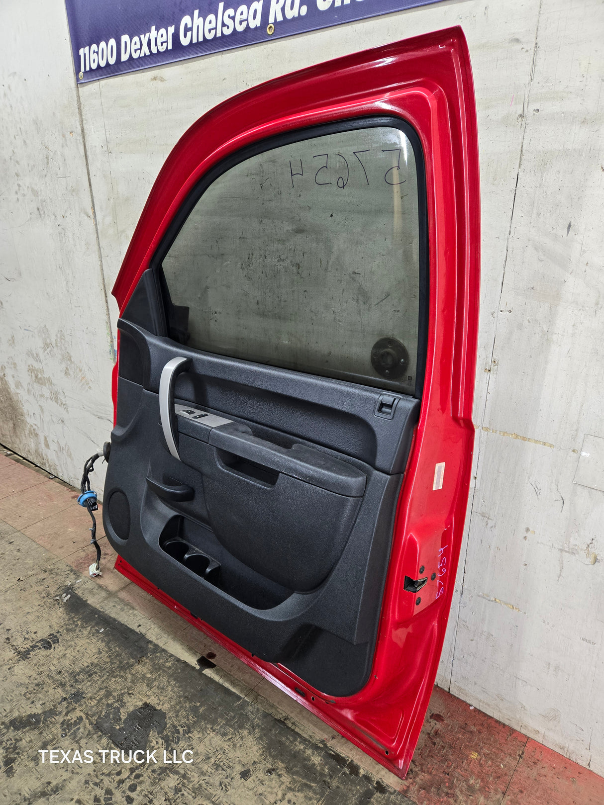 2007-2013 Chevrolet Silverado / GMC Sierra 1500 2500 3500 HD RH Front Passenger Side Door
