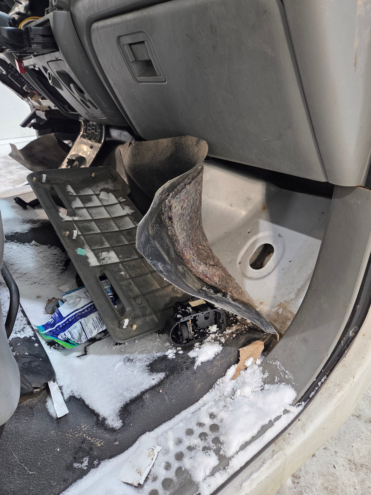 1999-2007 Ford Super Duty F250 F350 F450 F550 XLT 4 Door Crew Cab