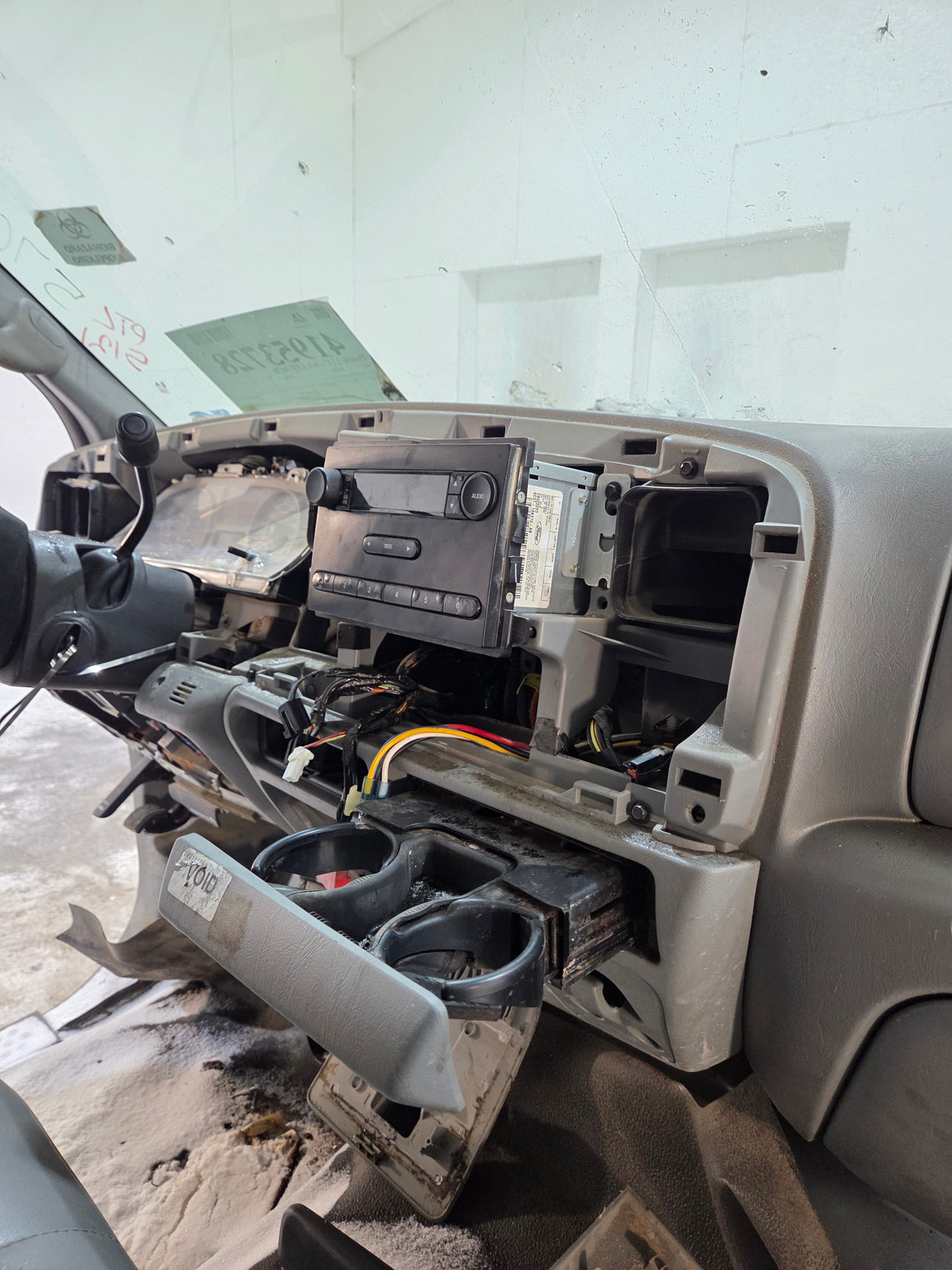 1999-2007 Ford Super Duty F250 F350 F450 F550 XLT 4 Door Crew Cab