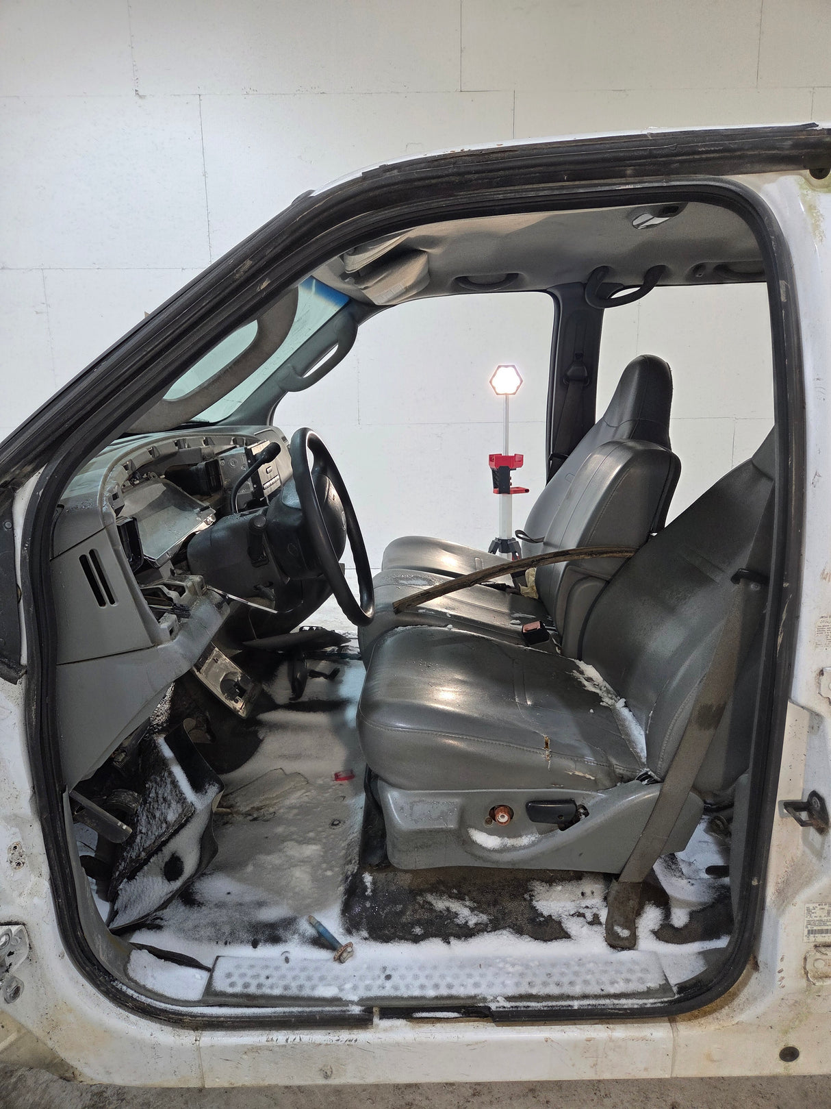 1999-2007 Ford Super Duty F250 F350 F450 F550 XLT 4 Door Crew Cab