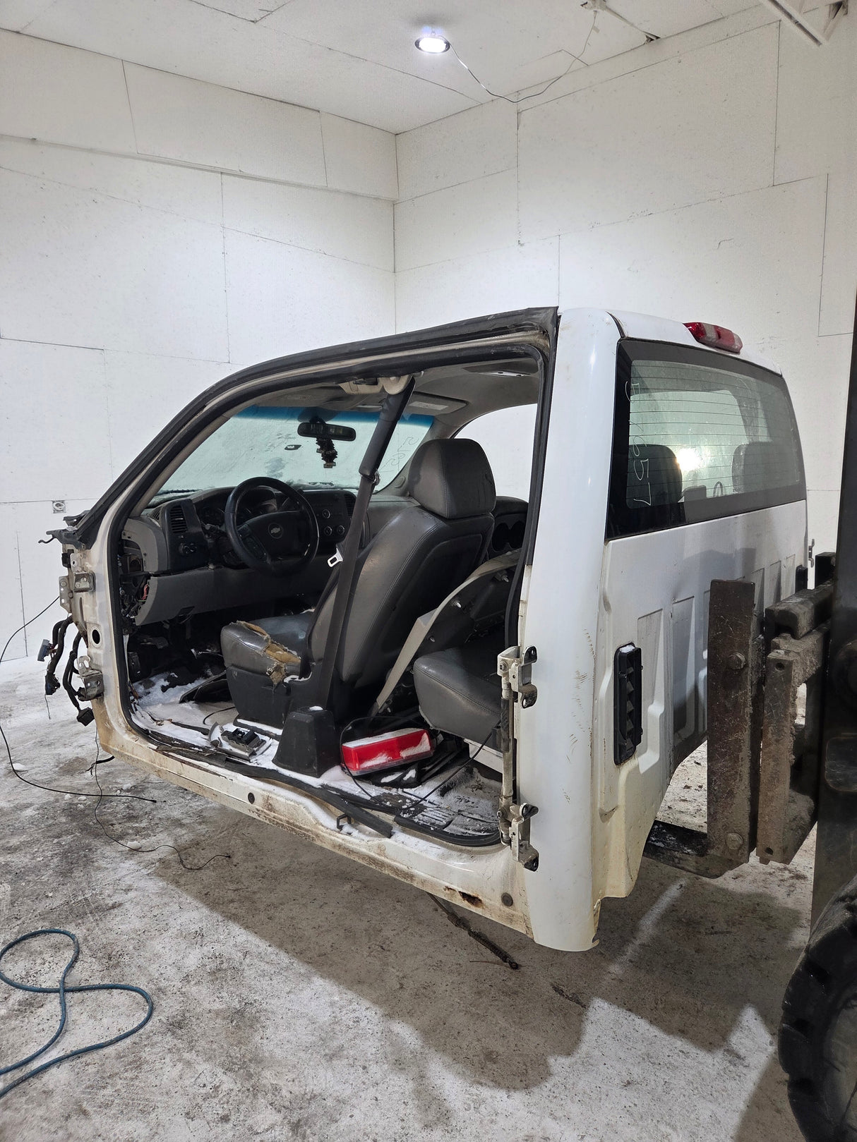 2007-2013 Chevrolet Silverado / GMC Sierra 1500 2500 3500 HD Extended Cab