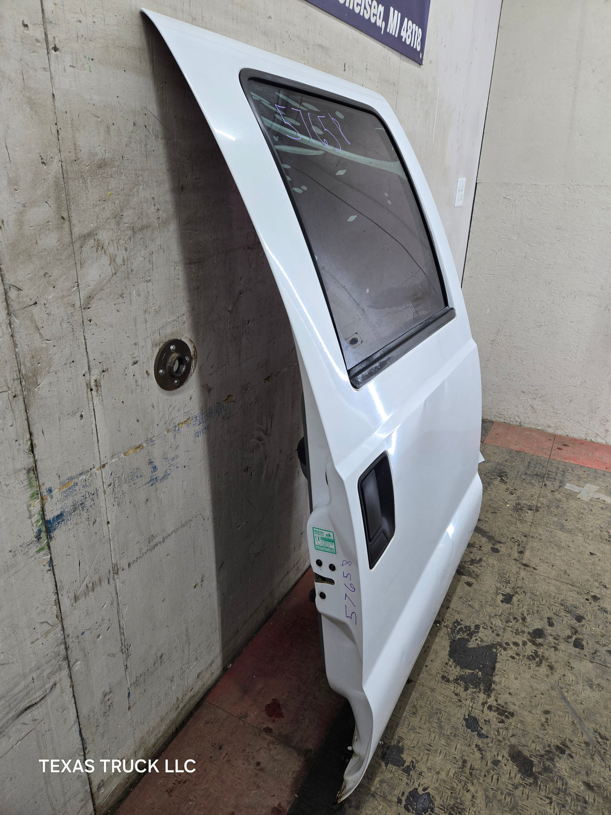 1999-2011 Ford Super Duty RH Passenger Side Rear Crew Cab Door F250 F350 F450 F550