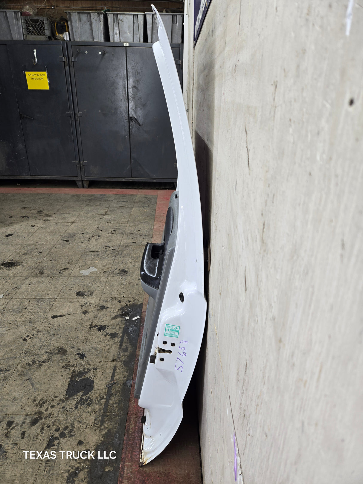 1999-2011 Ford Super Duty RH Passenger Side Rear Crew Cab Door F250 F350 F450 F550