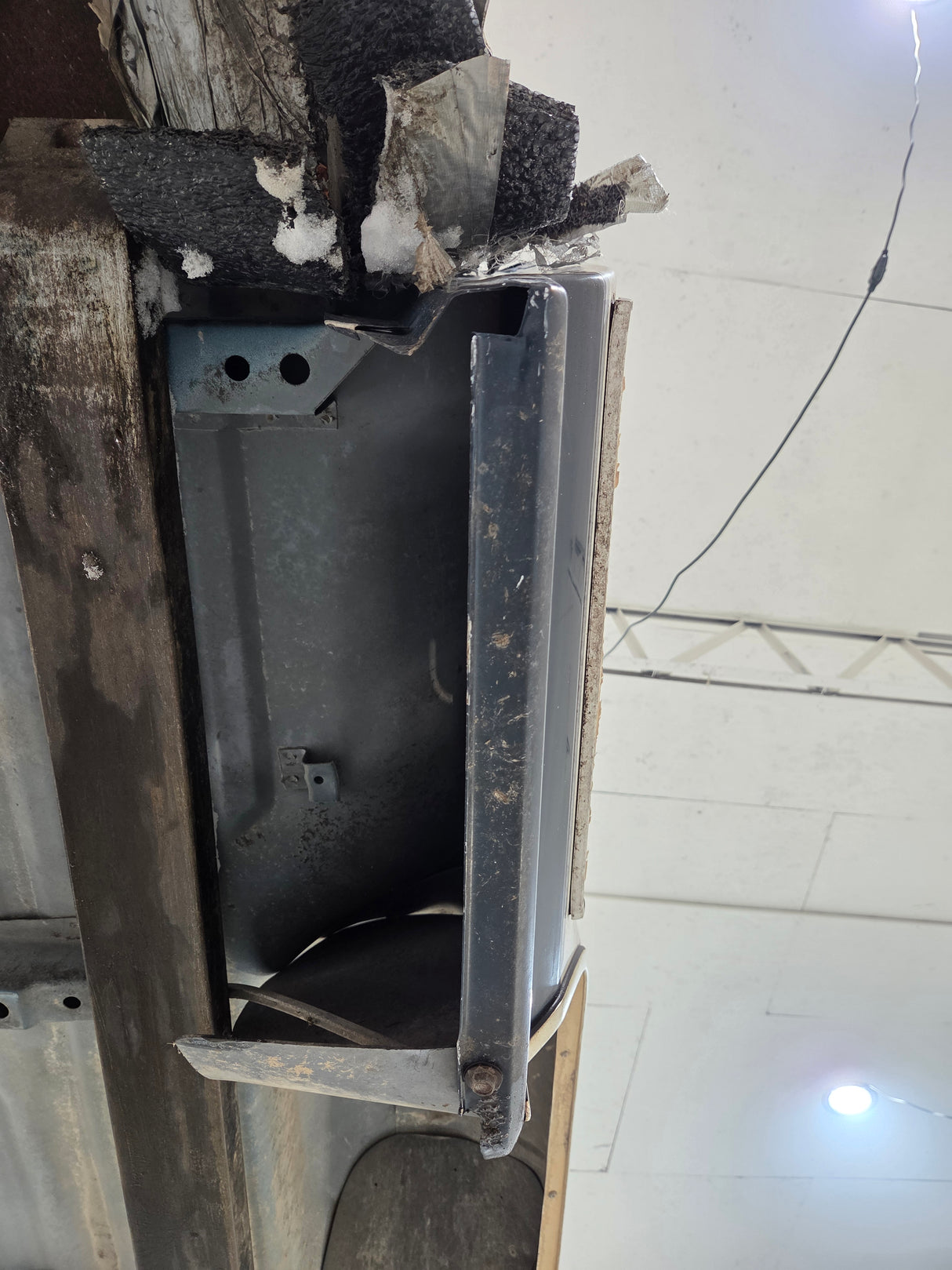 1987-1997 Ford F150 F250 F350 OBS 6' 9" Short Truck Bed