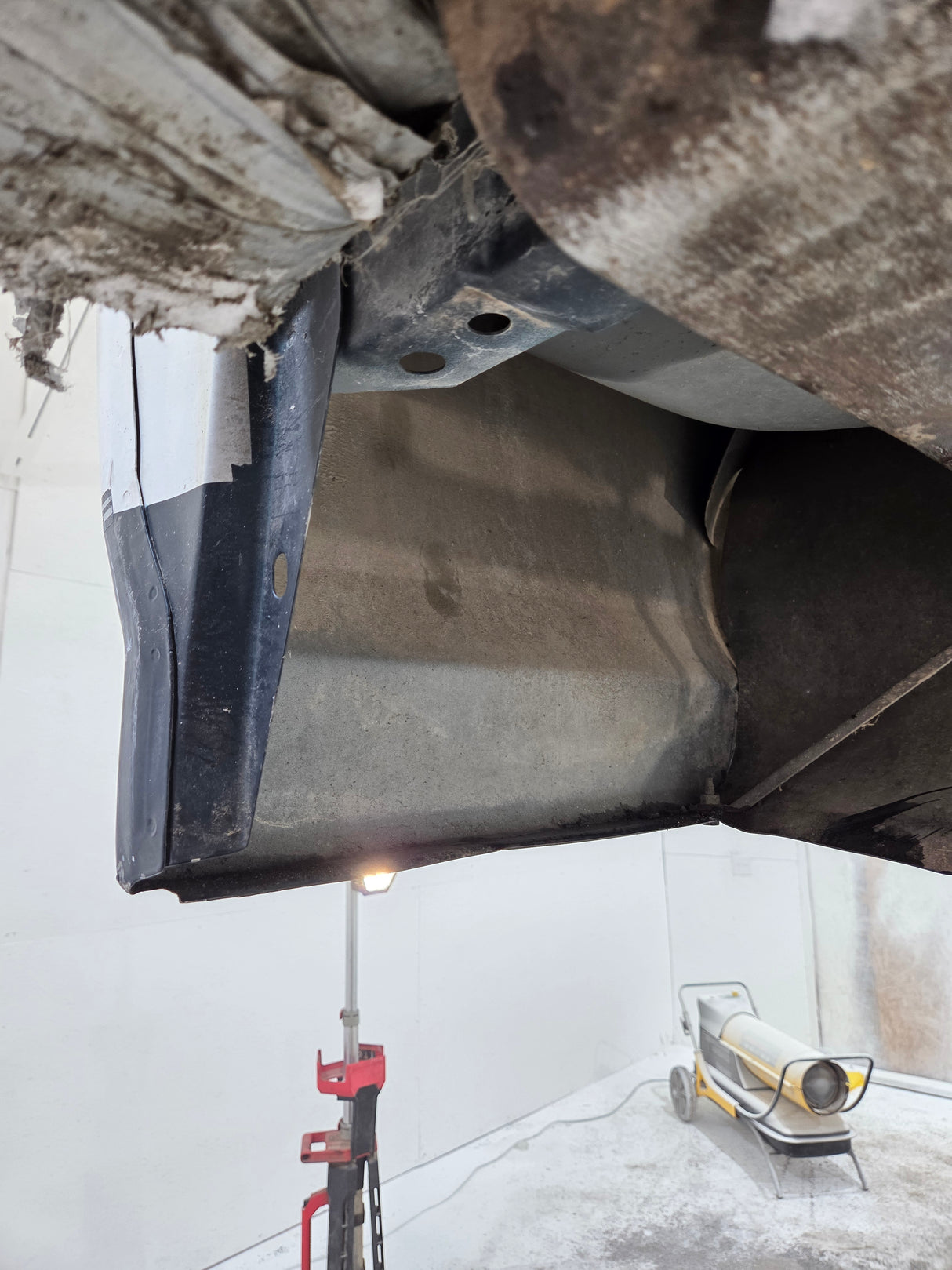 1987-1997 Ford F150 F250 F350 OBS 6' 9" Short Truck Bed