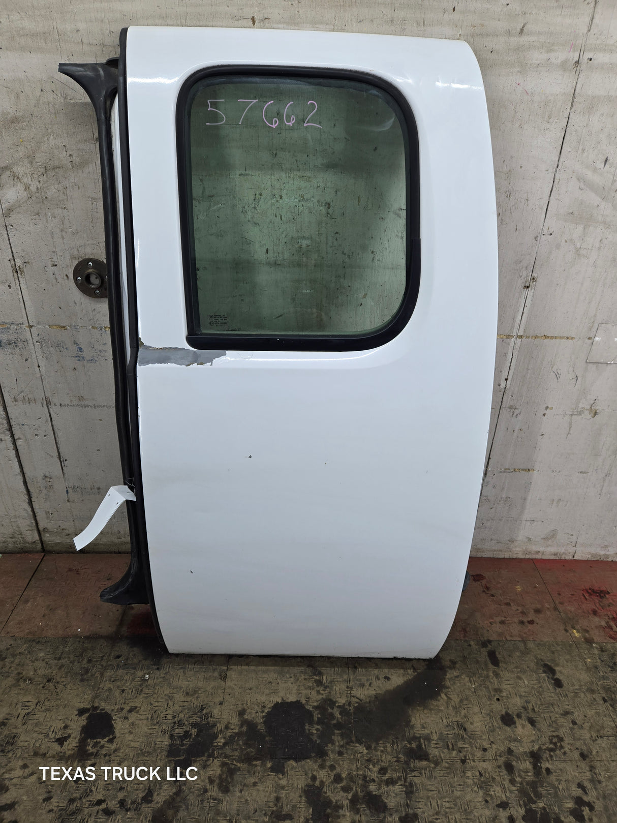 2007-2013 Chevrolet Silverado / GMC Sierra 1500 2500 3500 HD Driver Side Extended Cab LH Rear Door