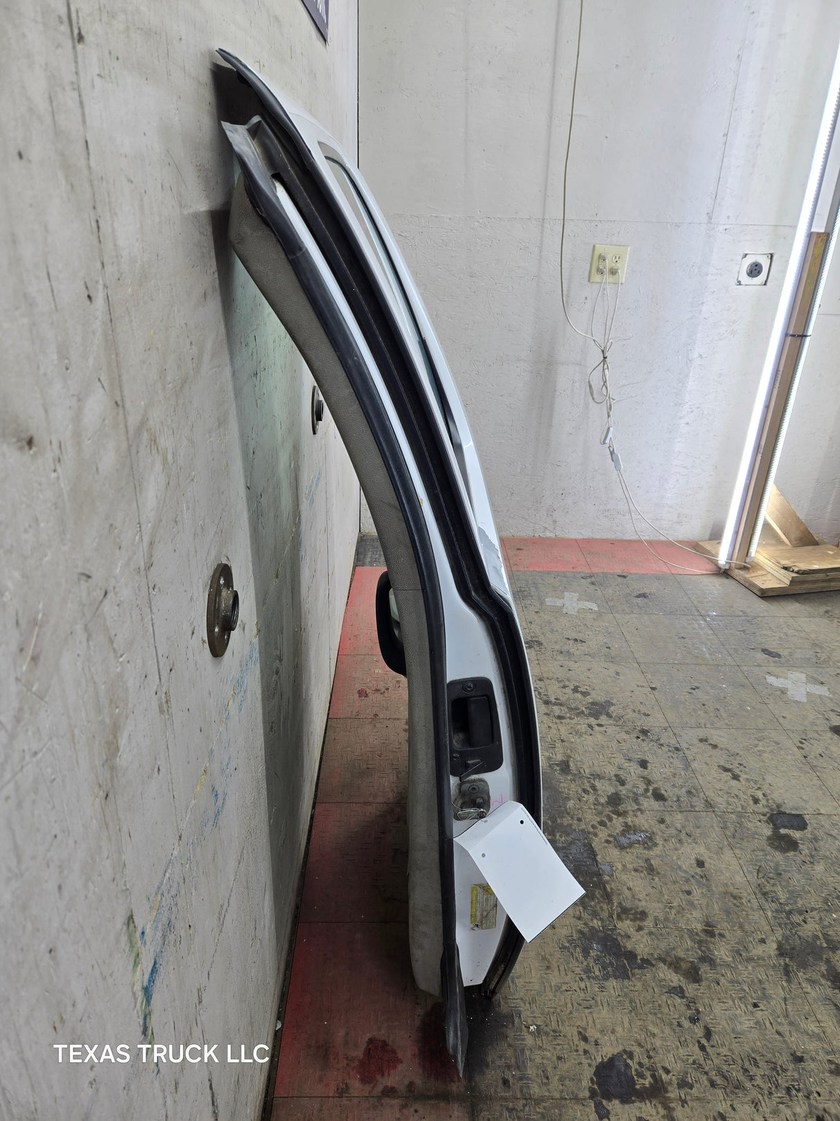 2007-2013 Chevrolet Silverado / GMC Sierra 1500 2500 3500 HD Driver Side Extended Cab LH Rear Door