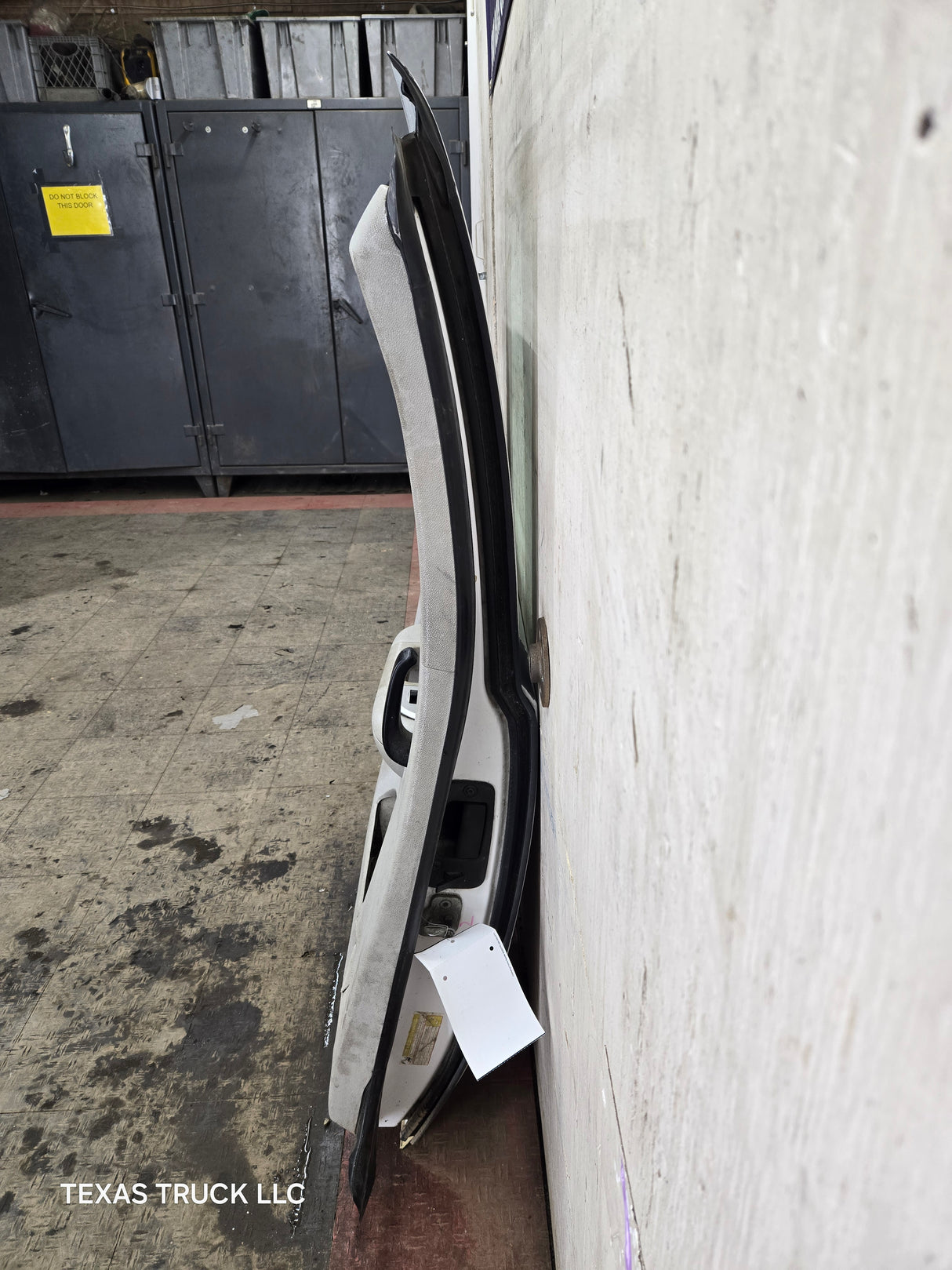 2007-2013 Chevrolet Silverado / GMC Sierra 1500 2500 3500 HD Driver Side Extended Cab LH Rear Door