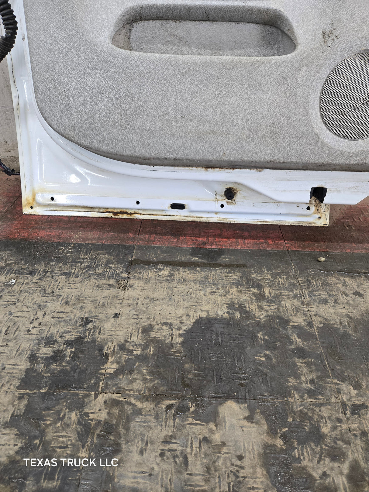 2007-2013 Chevrolet Silverado / GMC Sierra 1500 2500 3500 HD Driver Side Extended Cab LH Rear Door