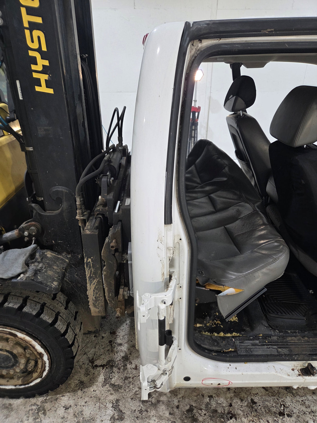 2007-2013 Chevrolet Silverado / GMC Sierra 1500 2500 3500 HD Extended Cab