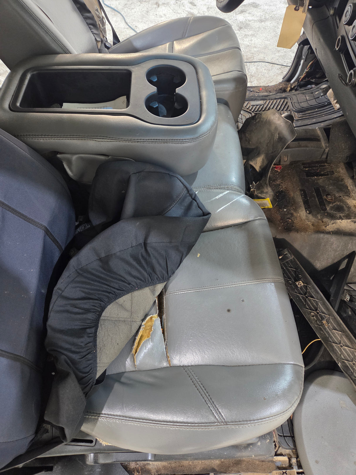 2007-2013 Chevrolet Silverado / GMC Sierra 1500 2500 3500 HD Extended Cab