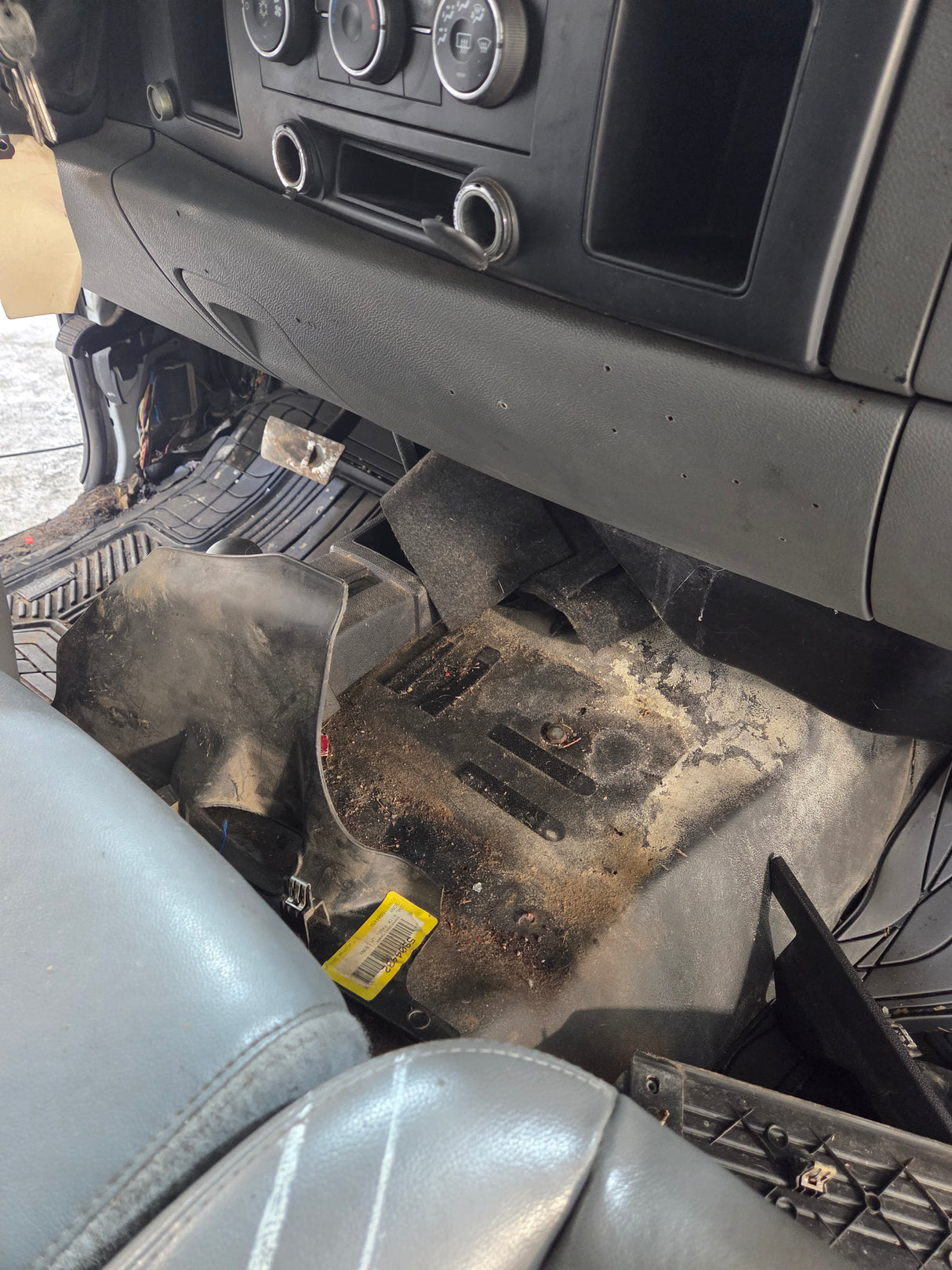 2007-2013 Chevrolet Silverado / GMC Sierra 1500 2500 3500 HD Extended Cab