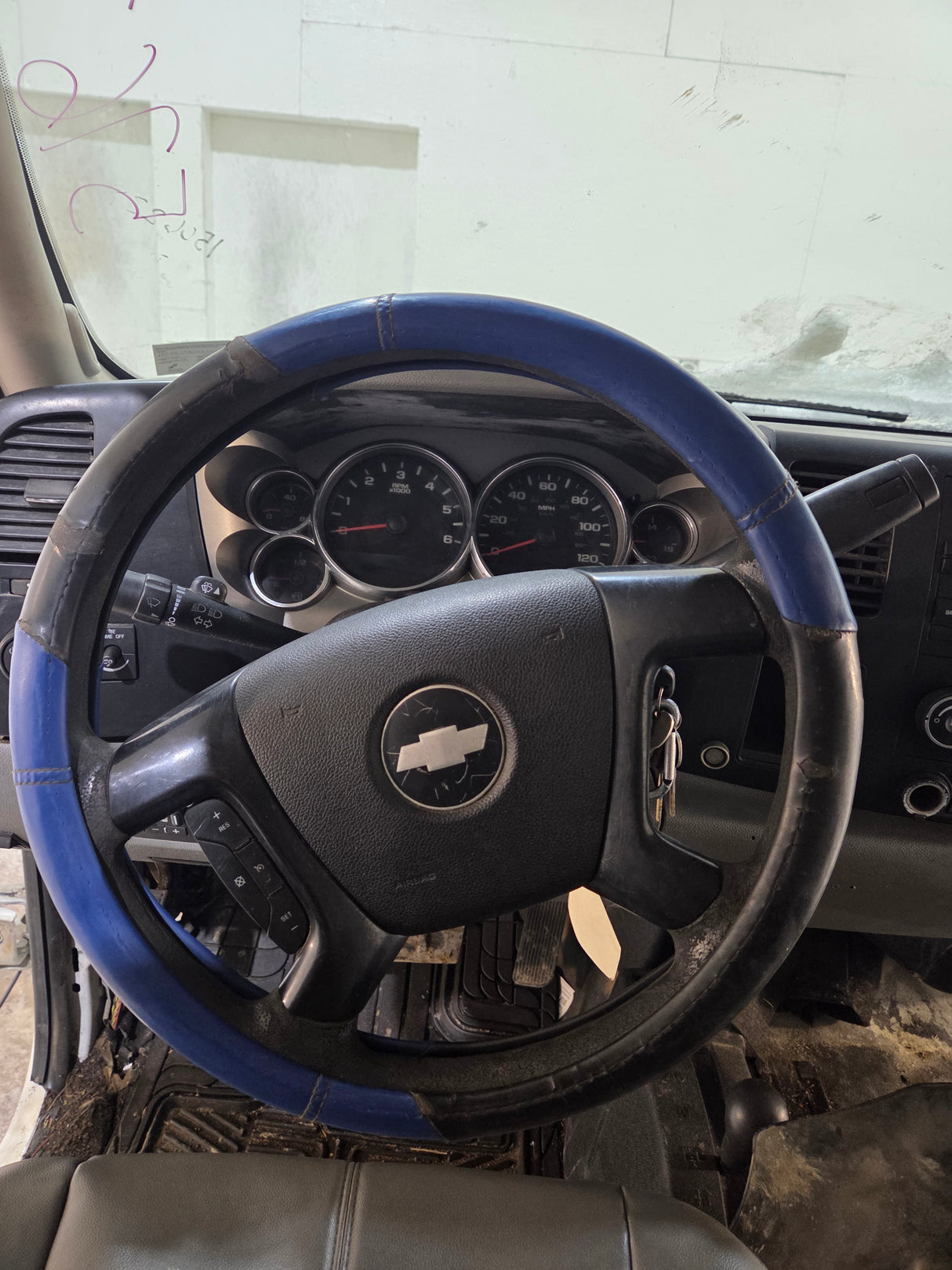 2007-2013 Chevrolet Silverado / GMC Sierra 1500 2500 3500 HD Extended Cab