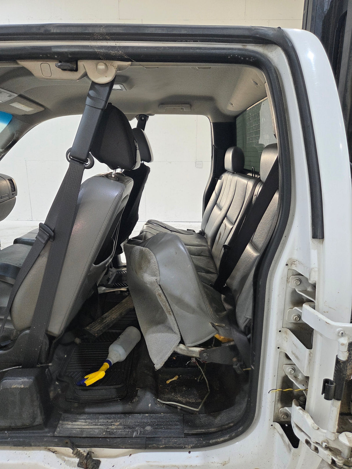 2007-2013 Chevrolet Silverado / GMC Sierra 1500 2500 3500 HD Extended Cab