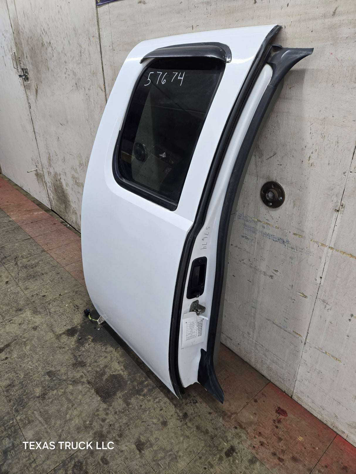 2007-2013 Chevrolet Silverado / GMC Sierra 1500 2500 3500 HD Passenger side Extended Cab RH Rear Door