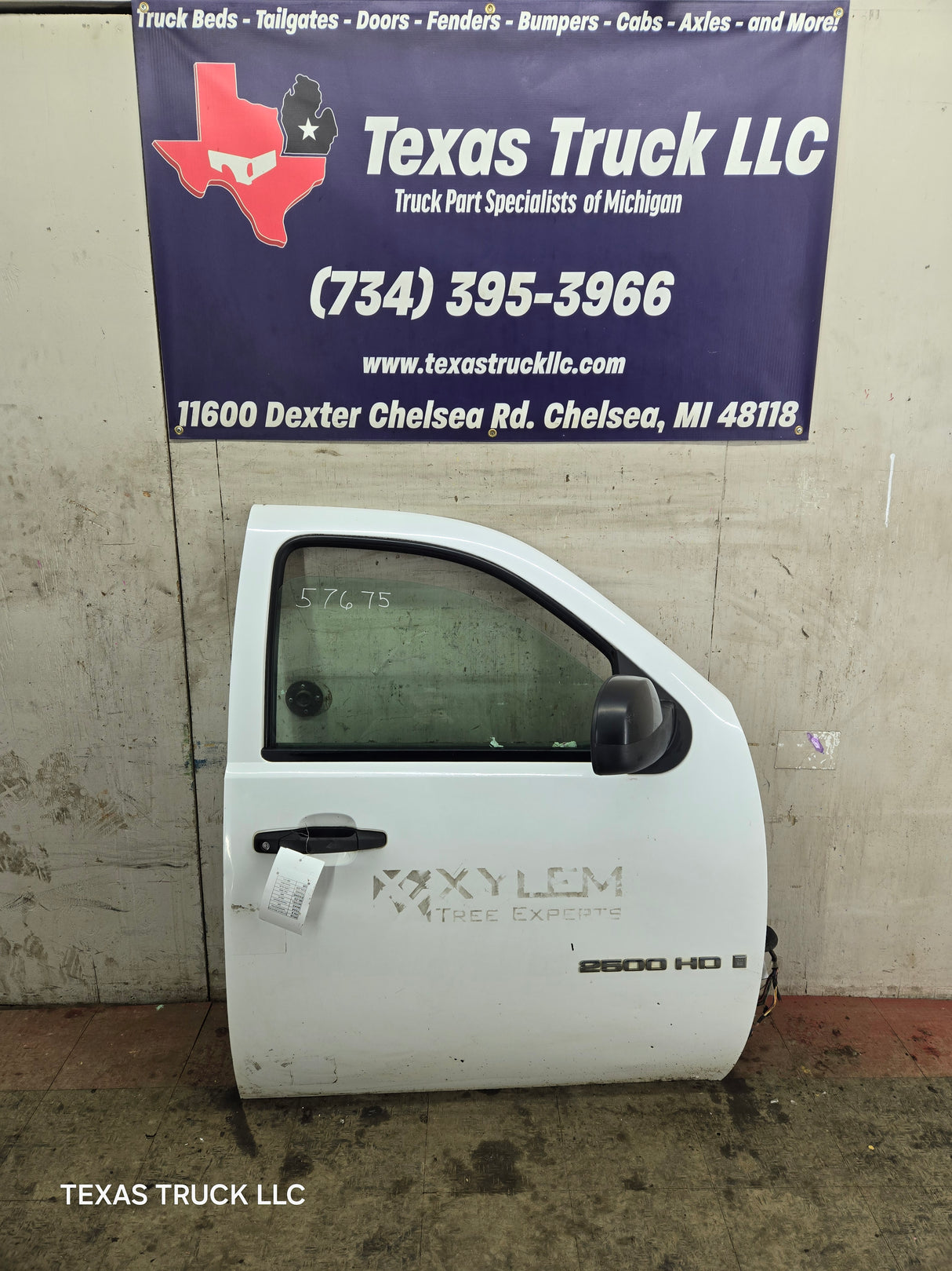 2007-2013 Chevrolet Silverado / GMC Sierra 1500 2500 3500 HD RH Front Passenger Side Door