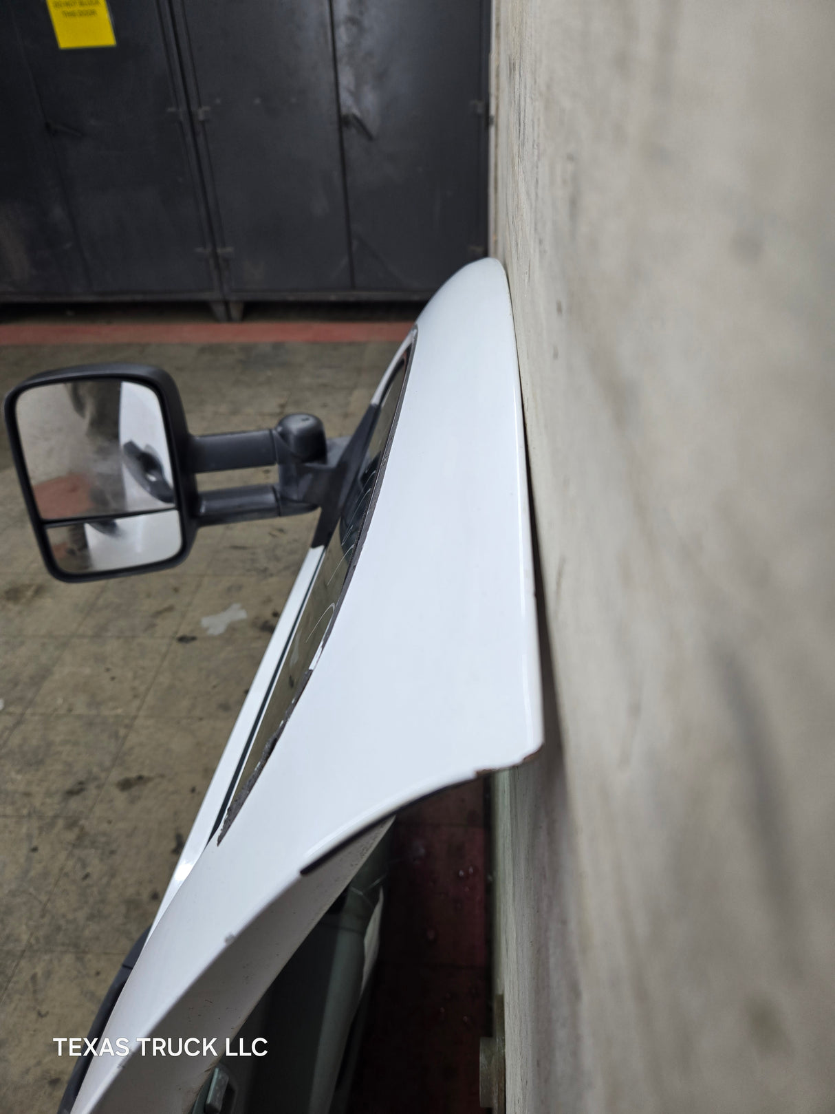 2007-2013 Chevrolet Silverado / GMC Sierra 1500 2500 3500 HD LH Front Driver Side Door