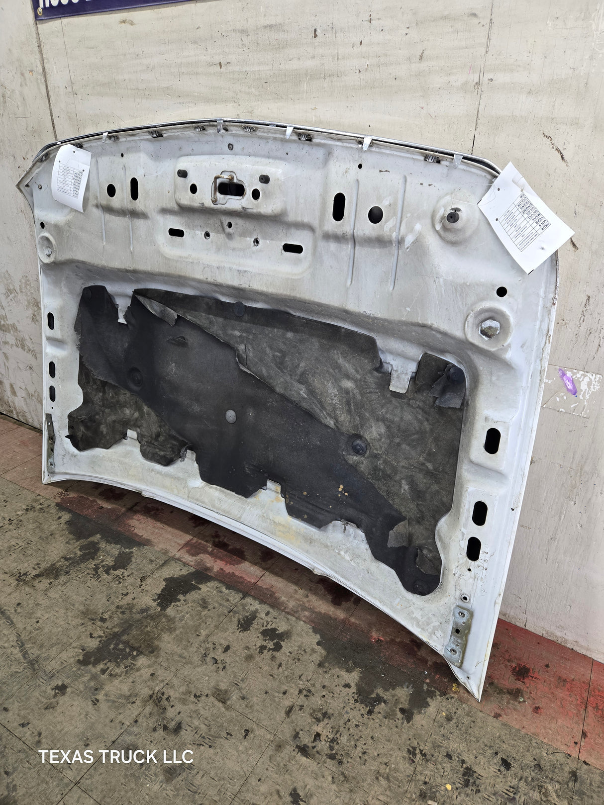 2007-2013 Chevrolet Silverado 2500 HD 3500HD Hood