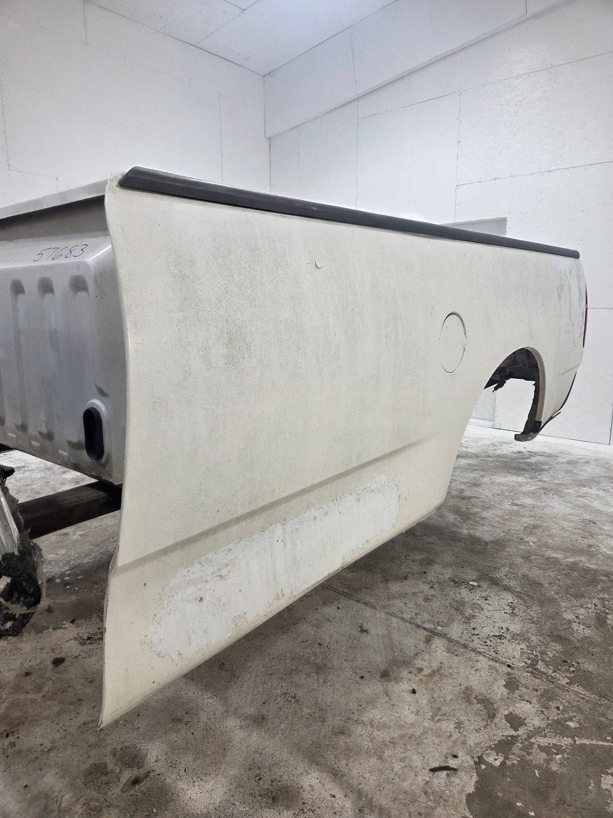 1997-2003 Ford F150 8' Long Bed - White