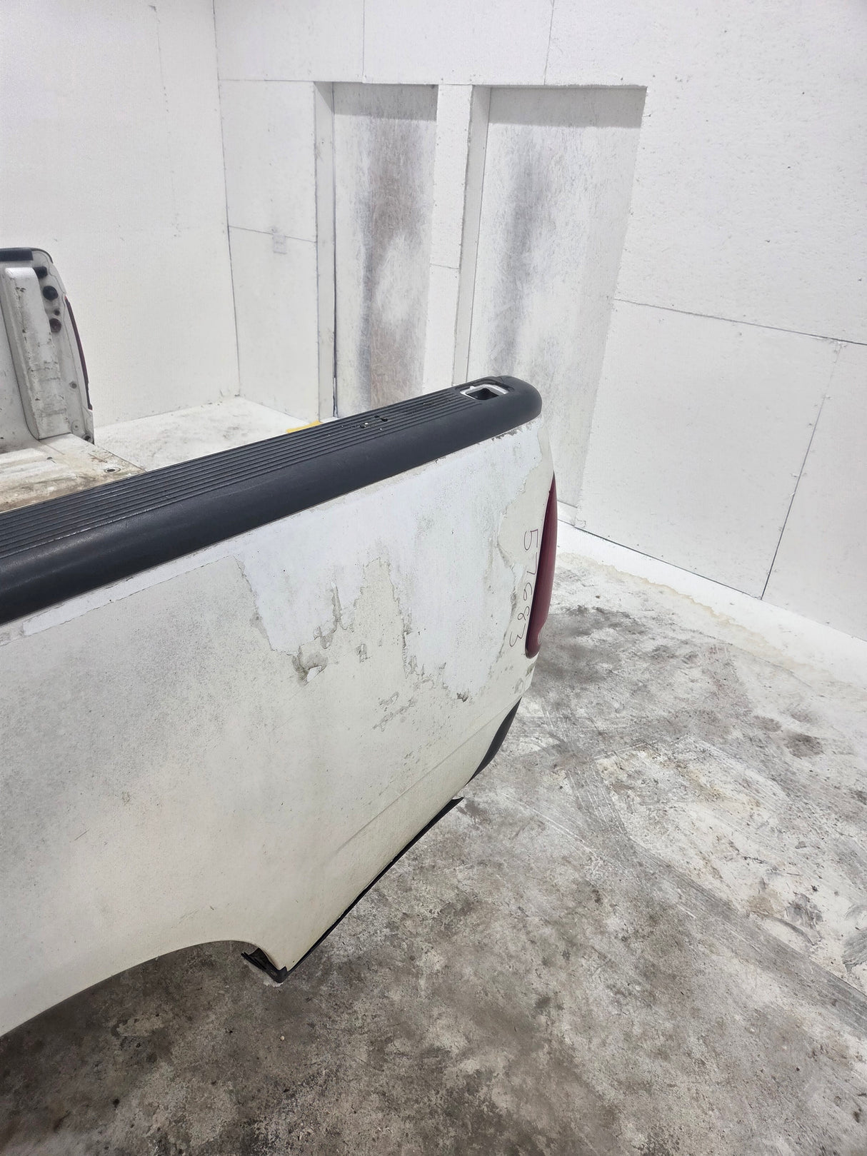 1997-2003 Ford F150 8' Long Bed - White