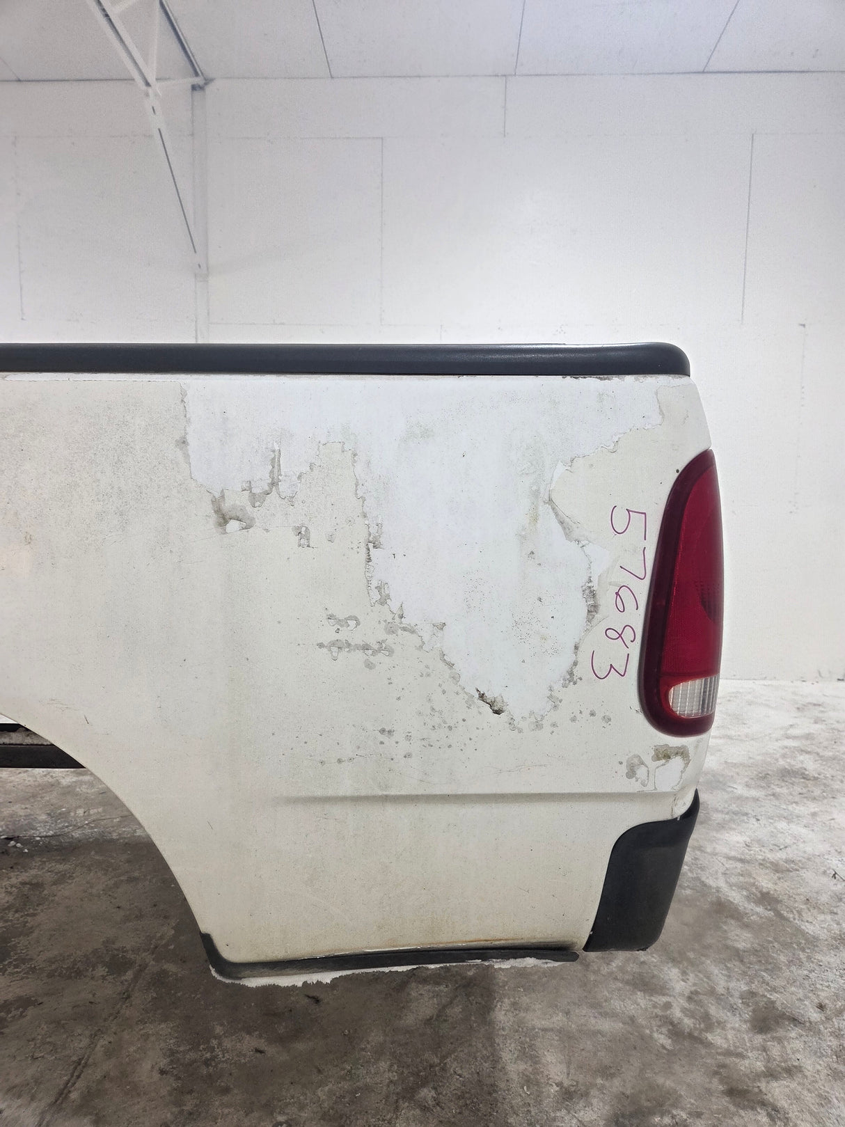 1997-2003 Ford F150 8' Long Bed - White