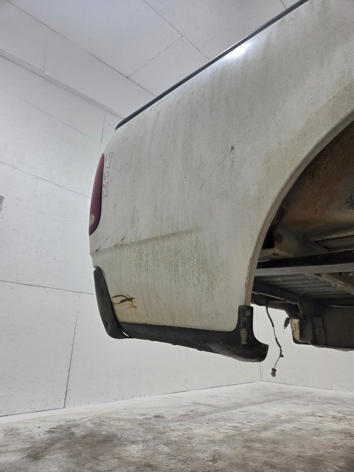 1997-2003 Ford F150 8' Long Bed - White